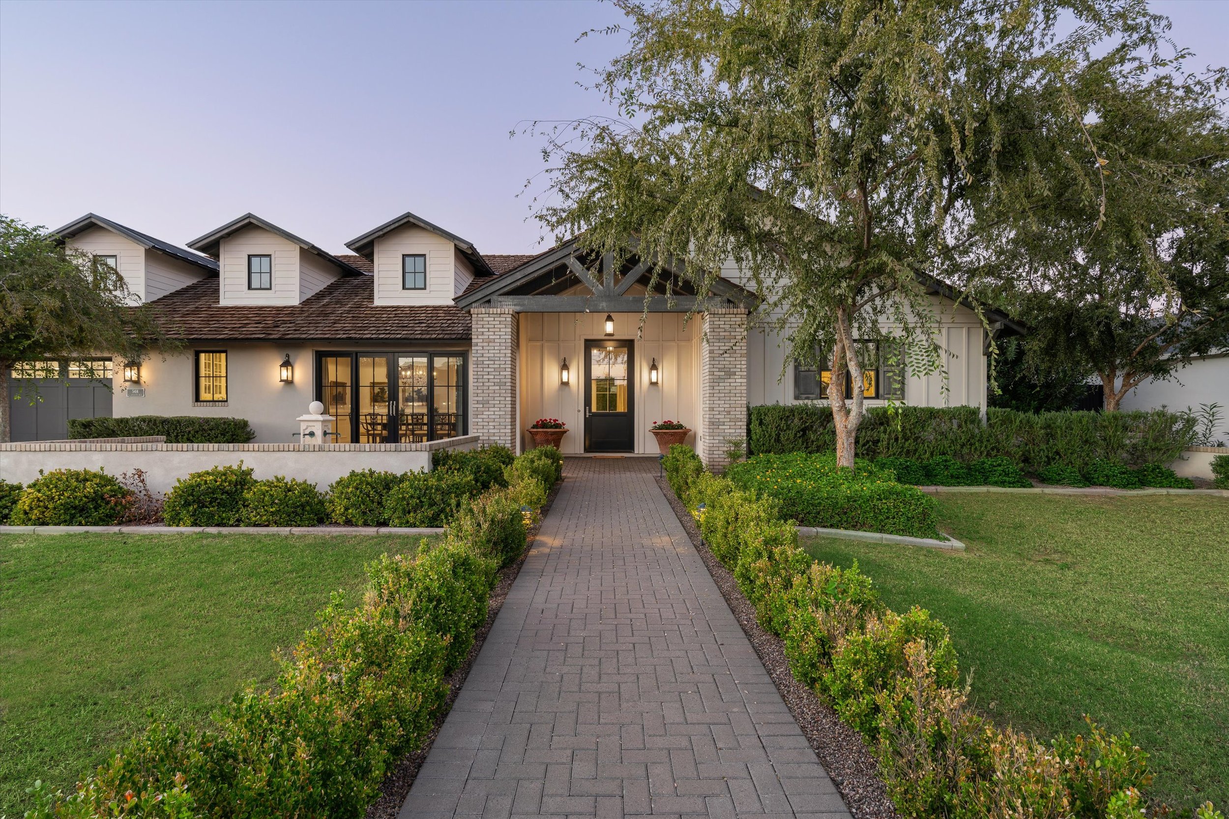 03-5414 E Lafayette Blvd (3 of 63).jpg