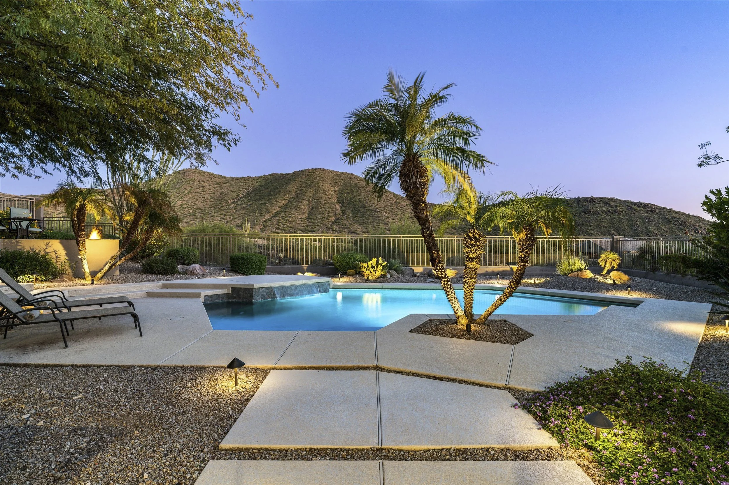 11115 E Winchomb-1.jpg