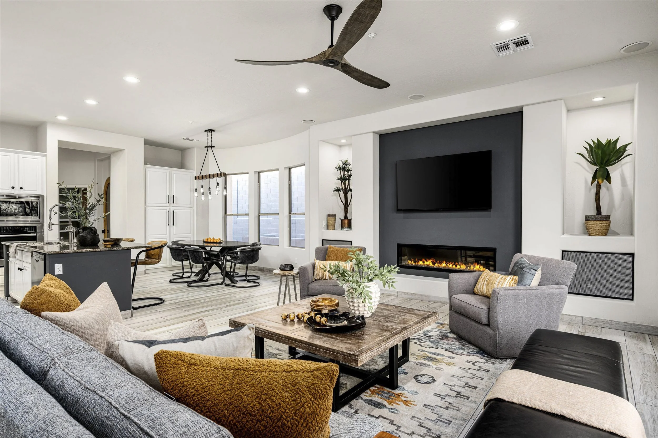 11115 E Winchomb-15.jpg