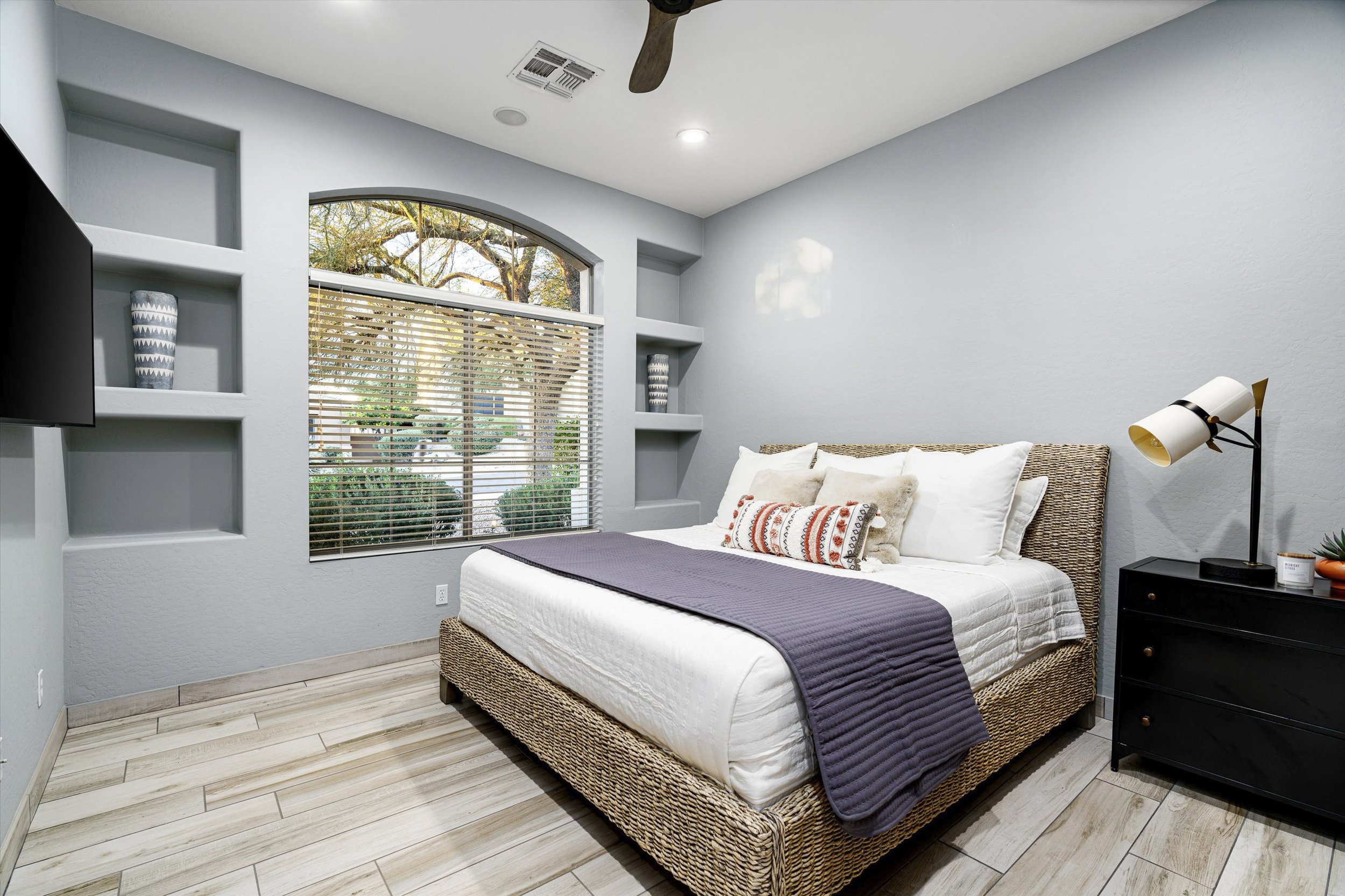 11115 E Winchomb-30.jpg