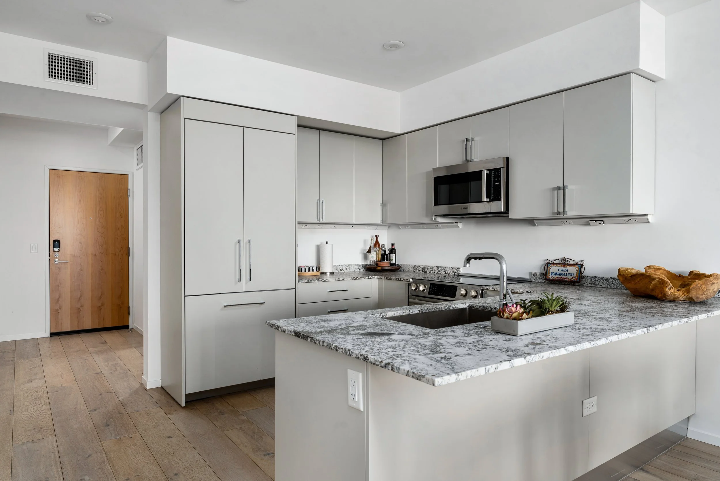 11-7180 E Kierland Blvd #814 (11 of 27).jpg