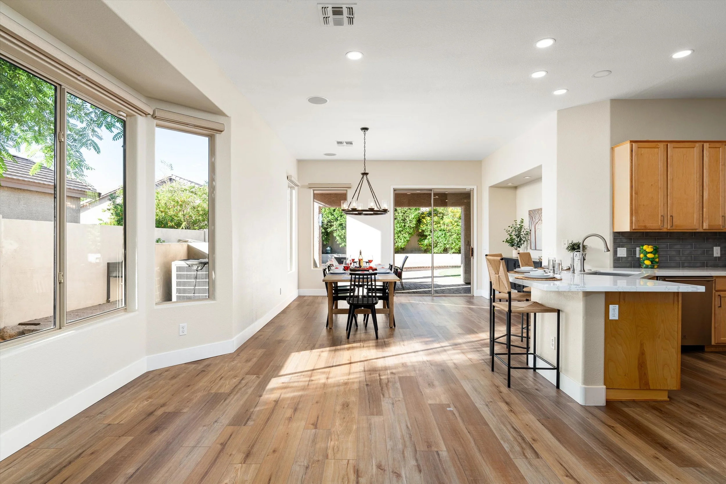 11-4136 E Spur Dr (11 of 53).jpg