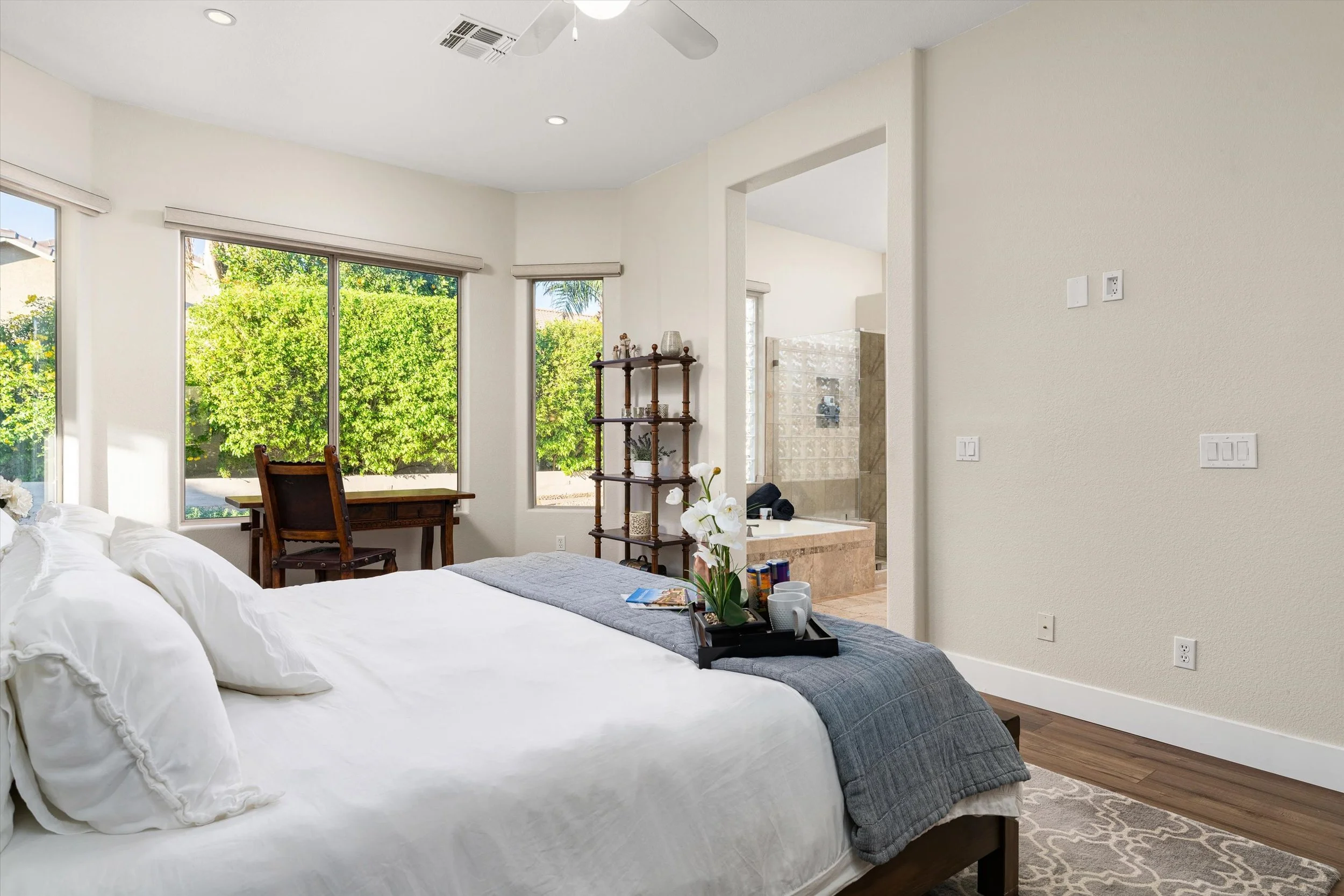 20-4136 E Spur Dr (20 of 53).jpg