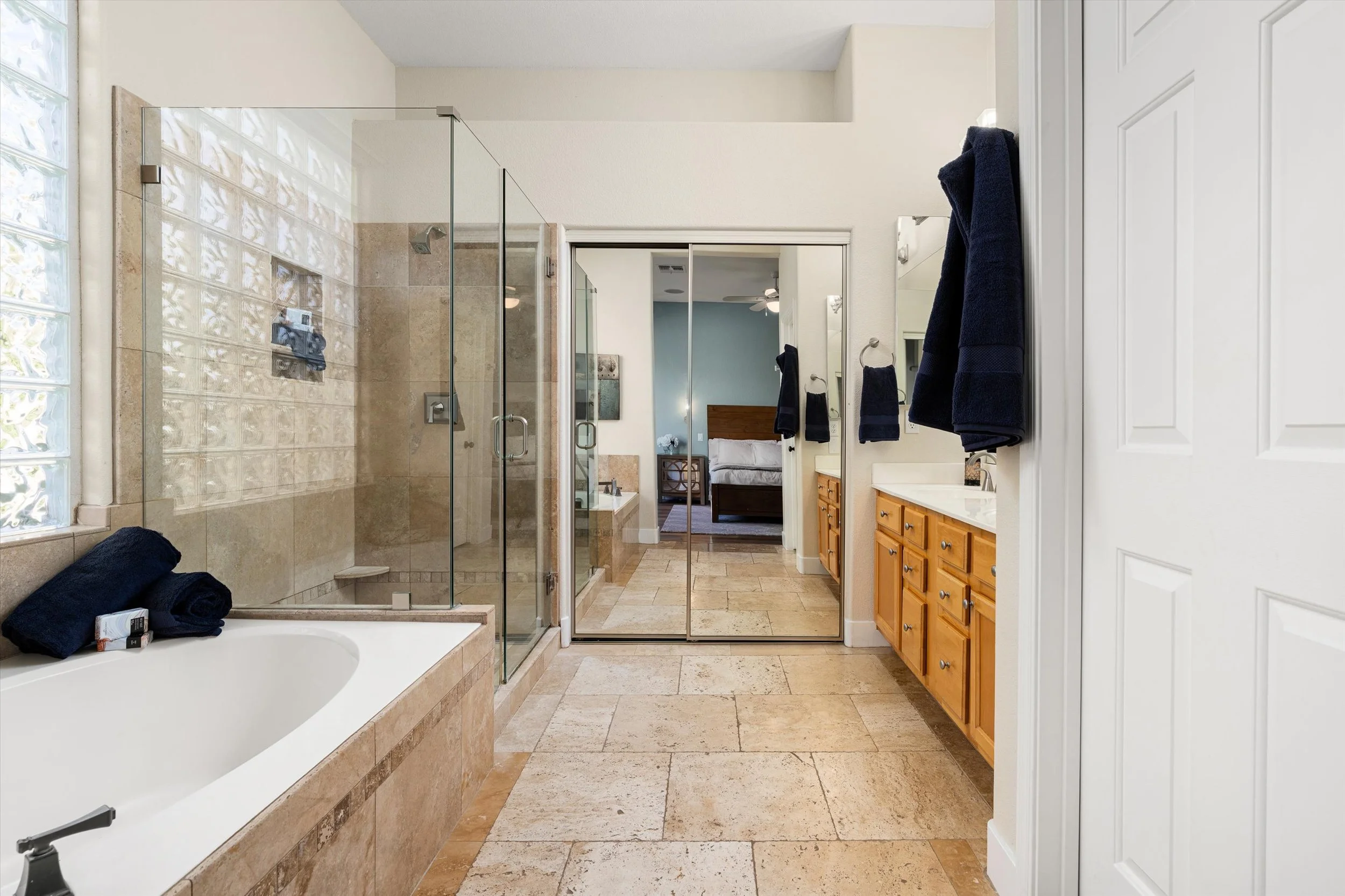 22-4136 E Spur Dr (1 of 1).jpg