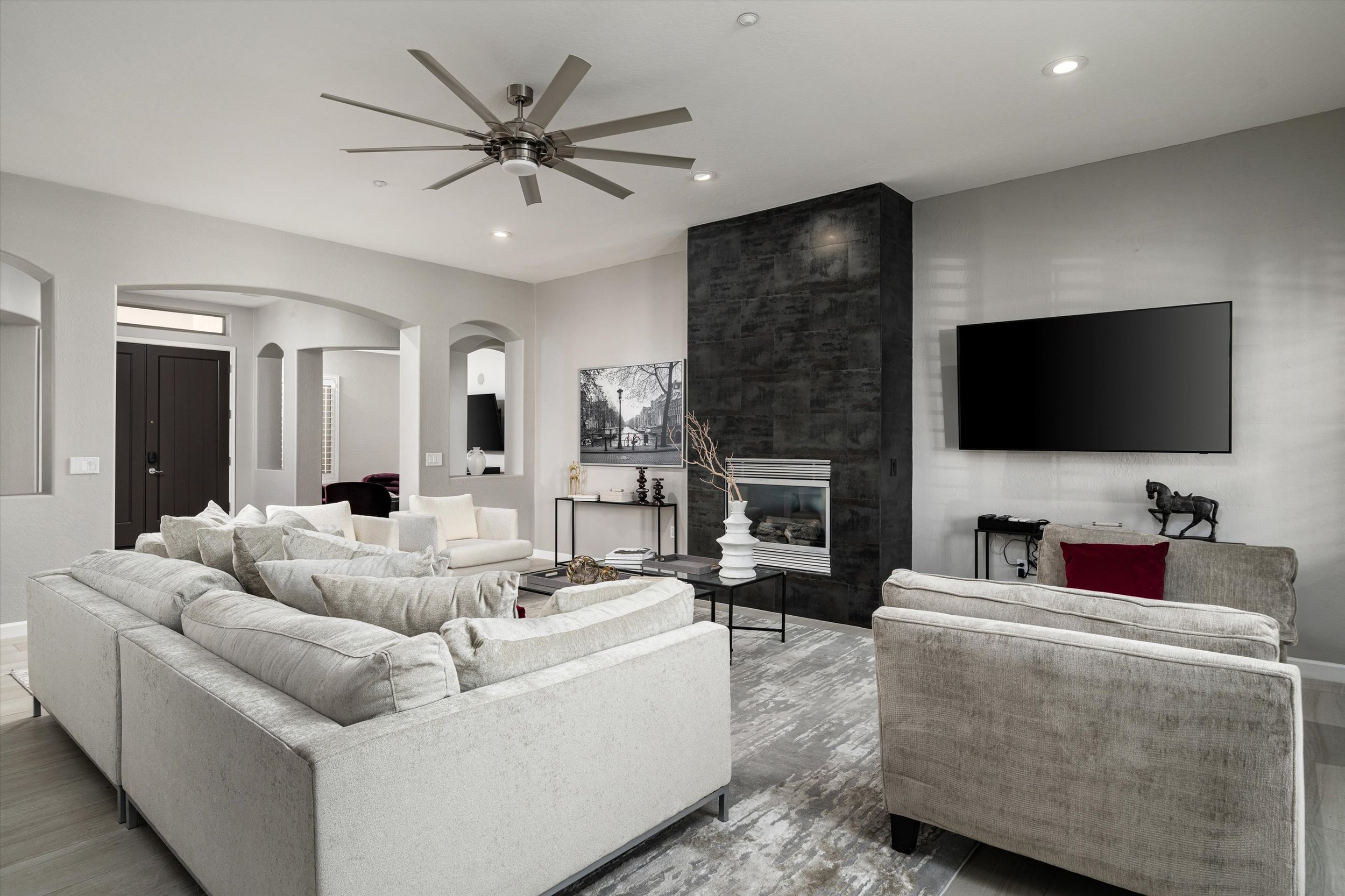 14-27961 N 114th Way (14 of 74).jpg