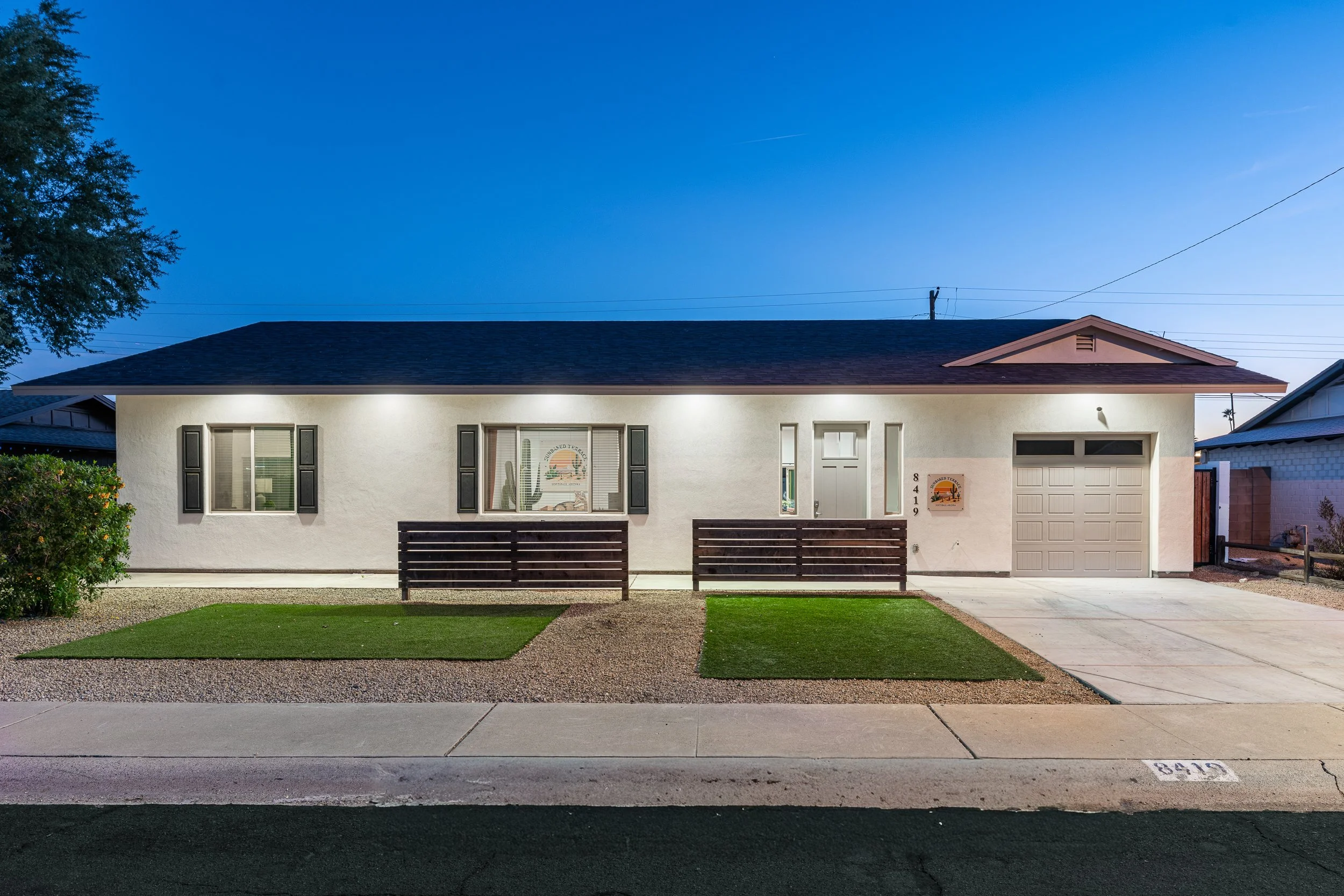 8419 E Cambridge Ave (1 of 72).jpg