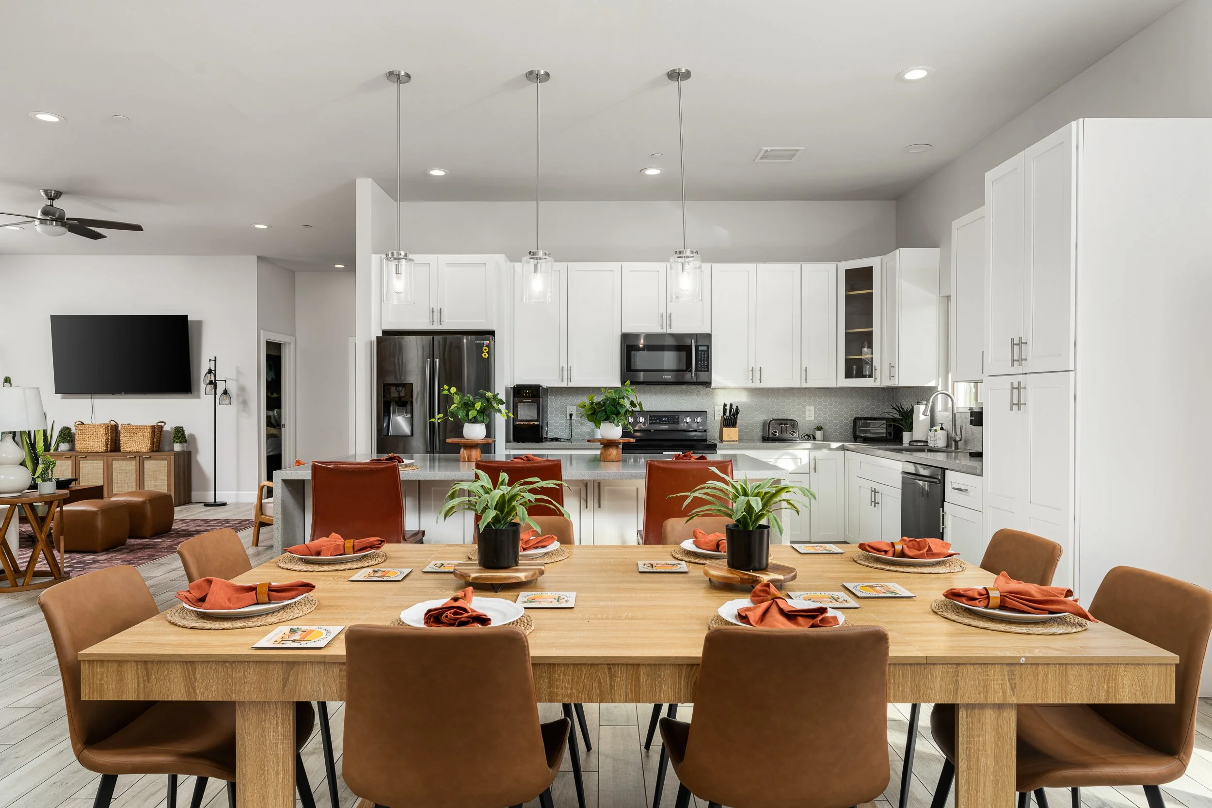 8419 E Cambridge Ave (15 of 72).jpg