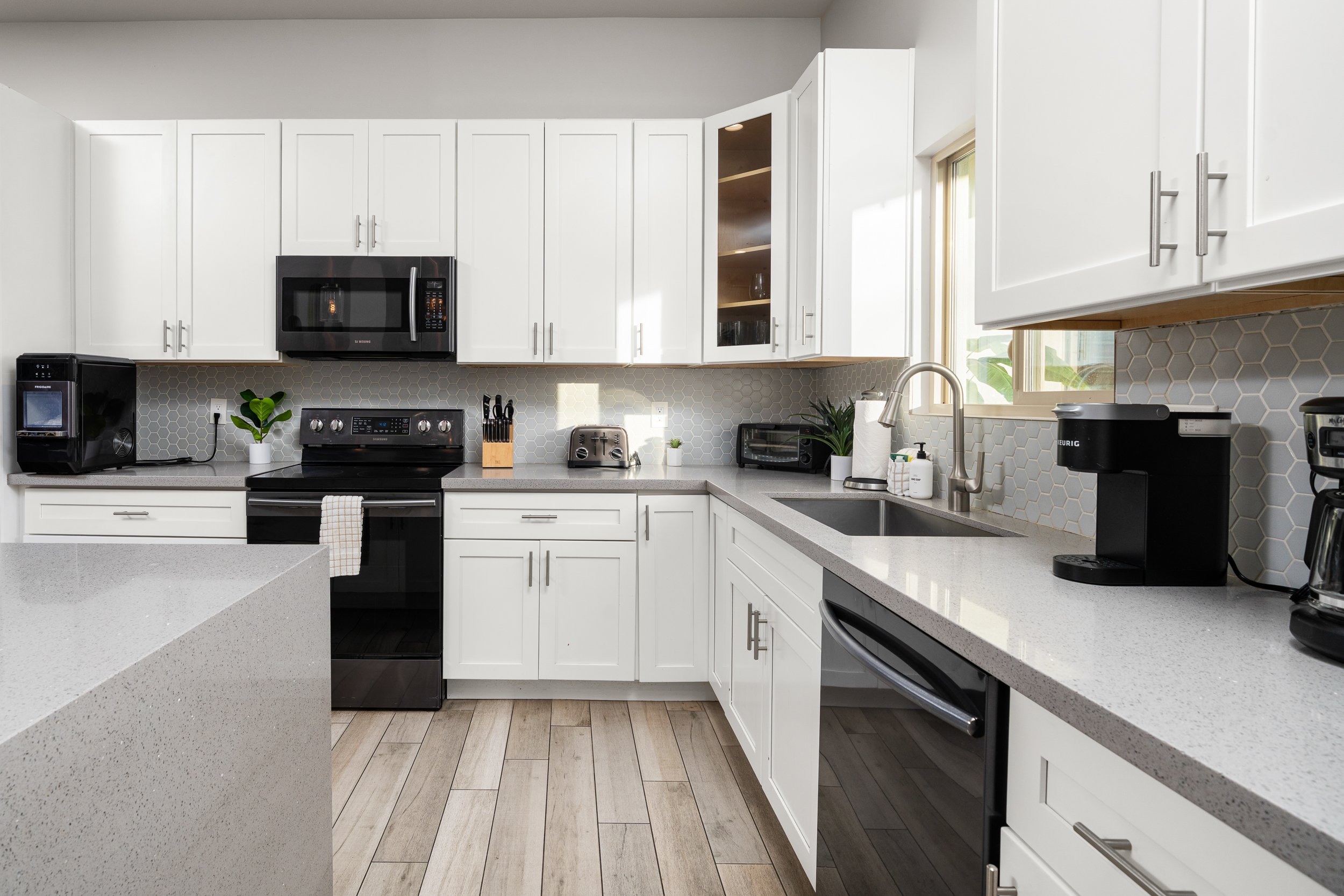 8419 E Cambridge Ave (20 of 72).jpg