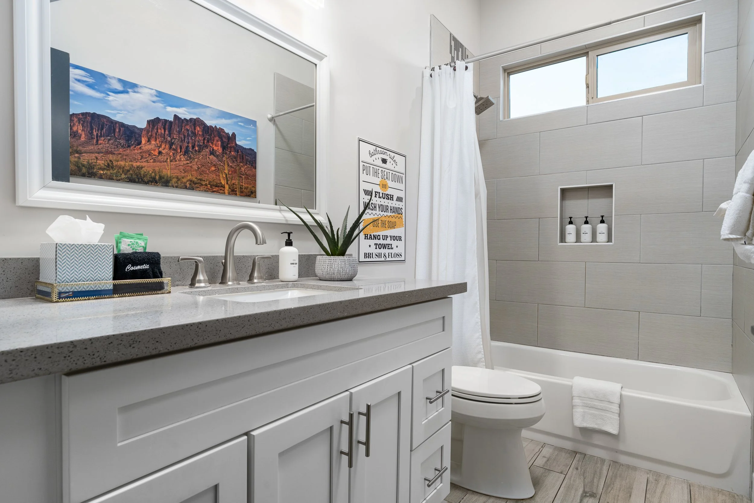 8419 E Cambridge Ave (31 of 72).jpg