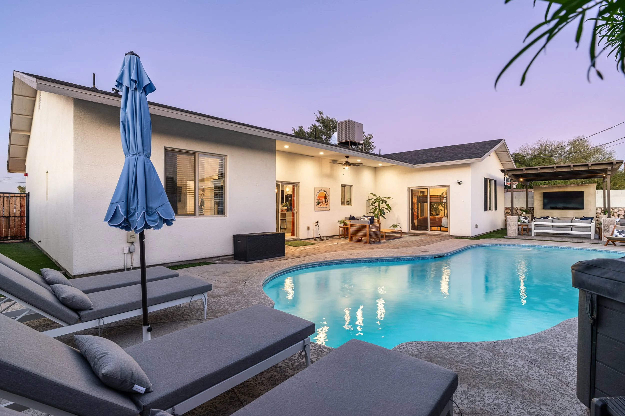 8419 E Cambridge Ave (39 of 72).jpg