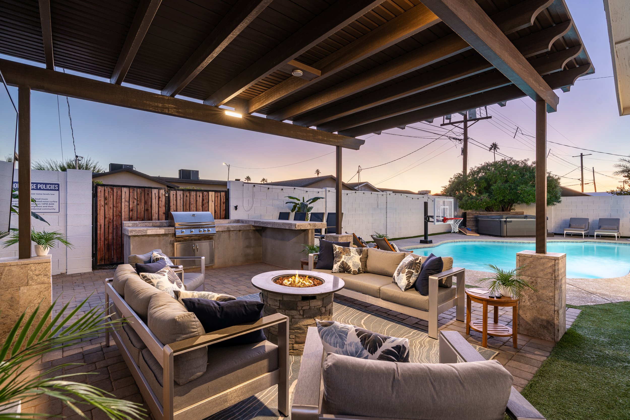 8419 E Cambridge Ave (40 of 72).jpg