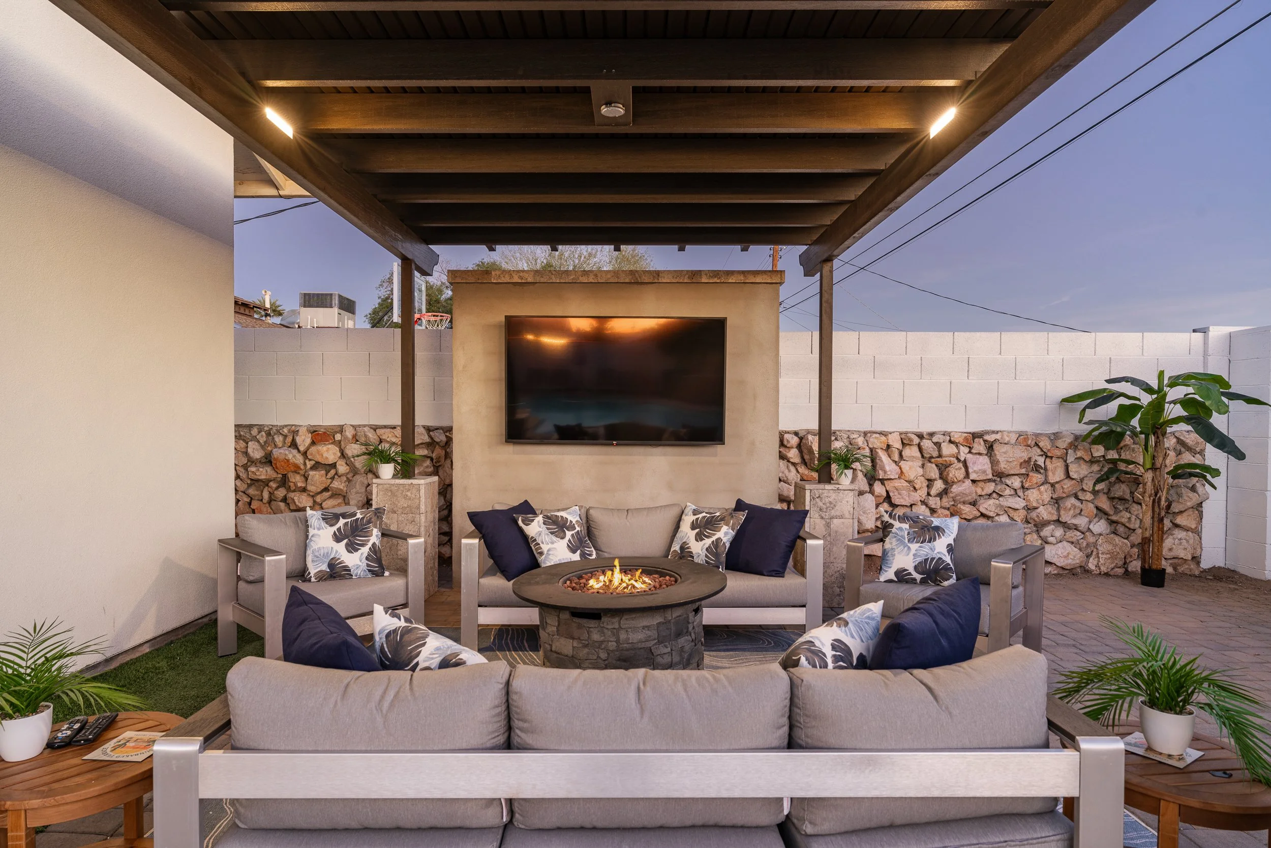 8419 E Cambridge Ave (45 of 72).jpg