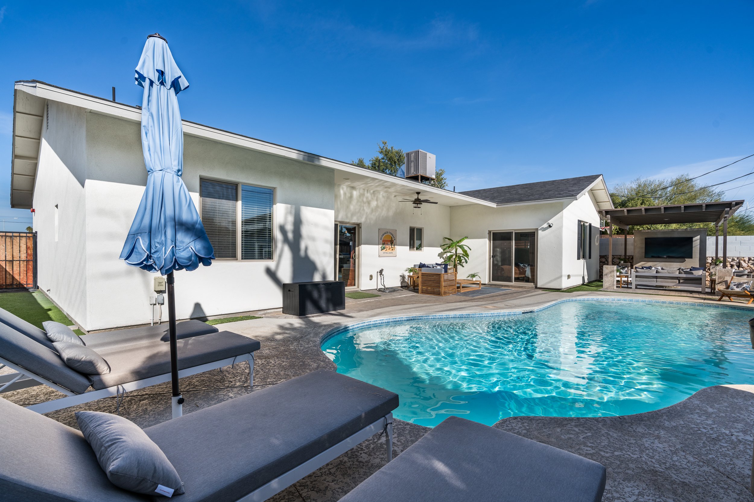 8419 E Cambridge Ave (55 of 72).jpg