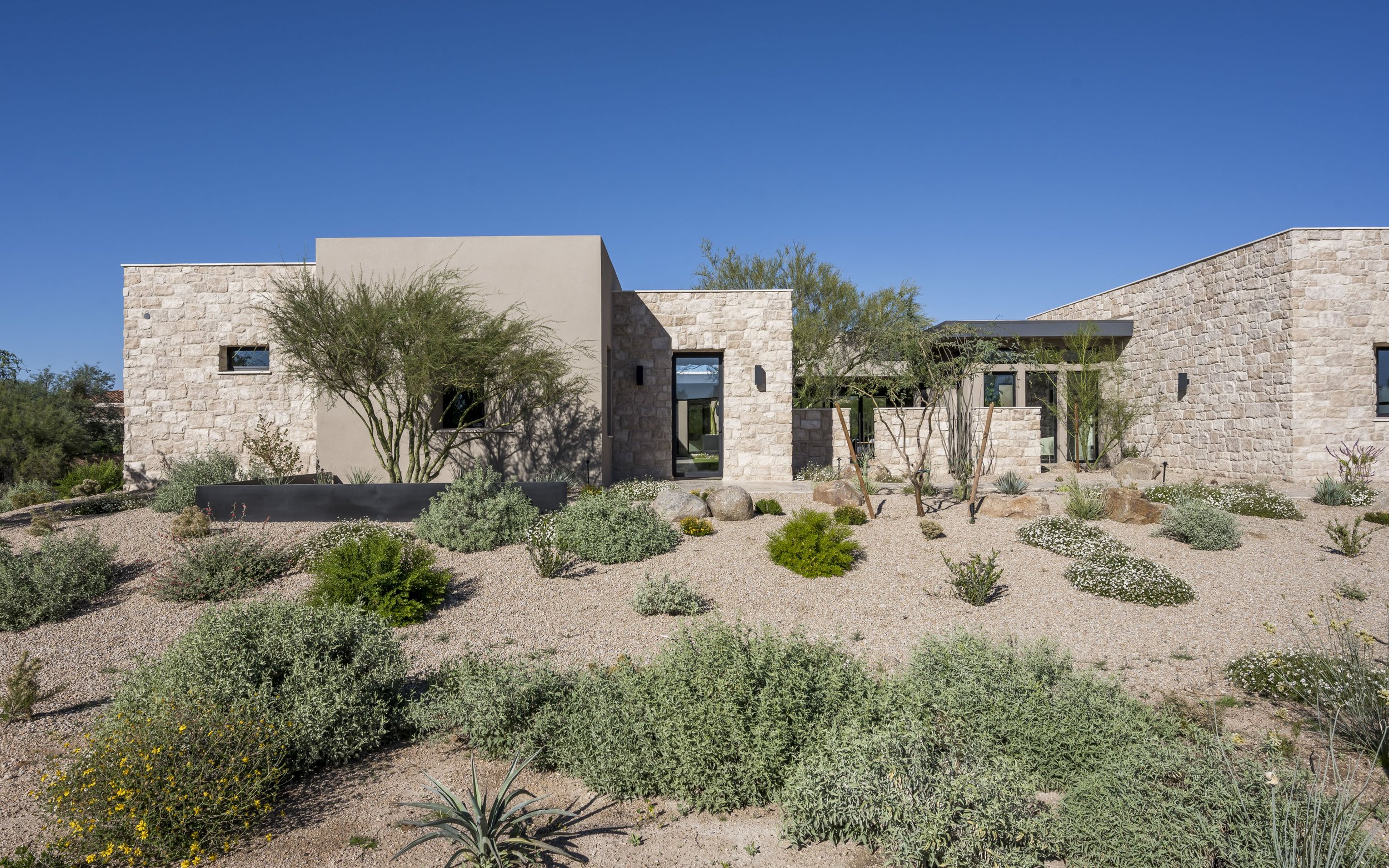 8386 E Leaning Rock Staged-58.jpg