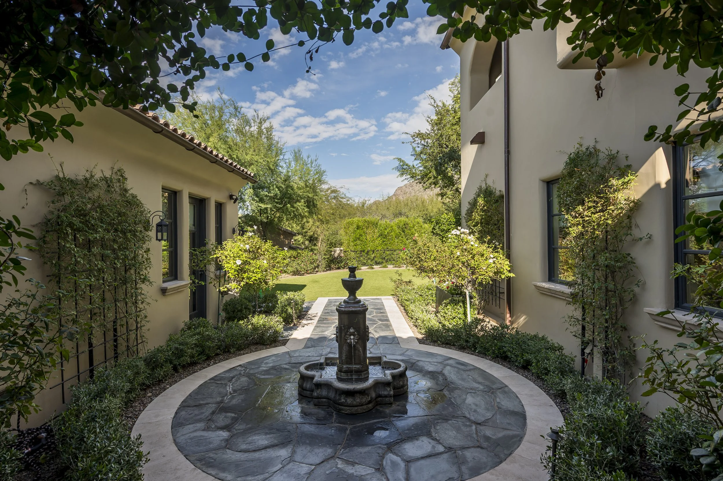 20010 N 103rd St-74.jpg