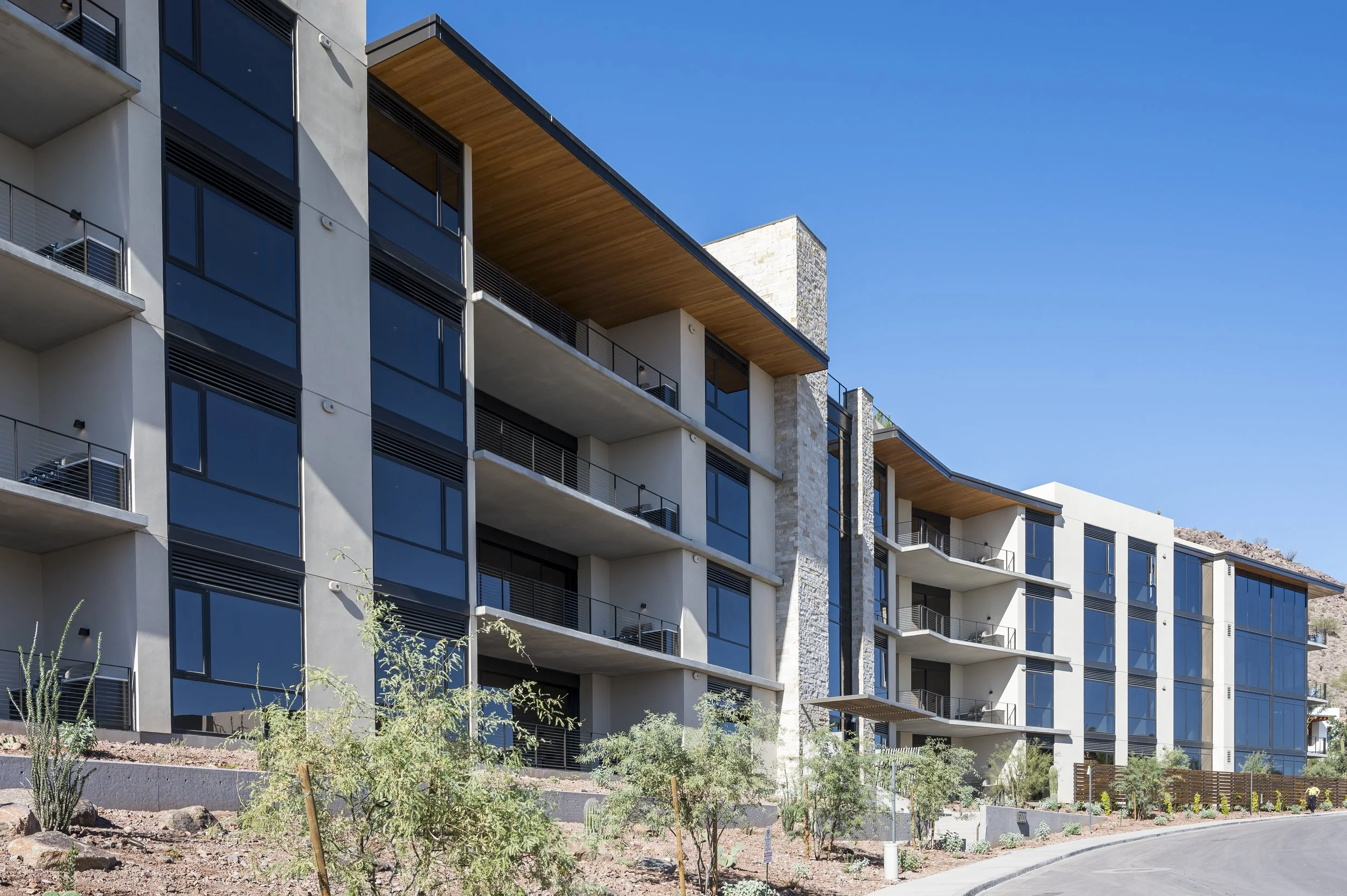 5000 N Camelback Ridge Rd #4-37.jpg