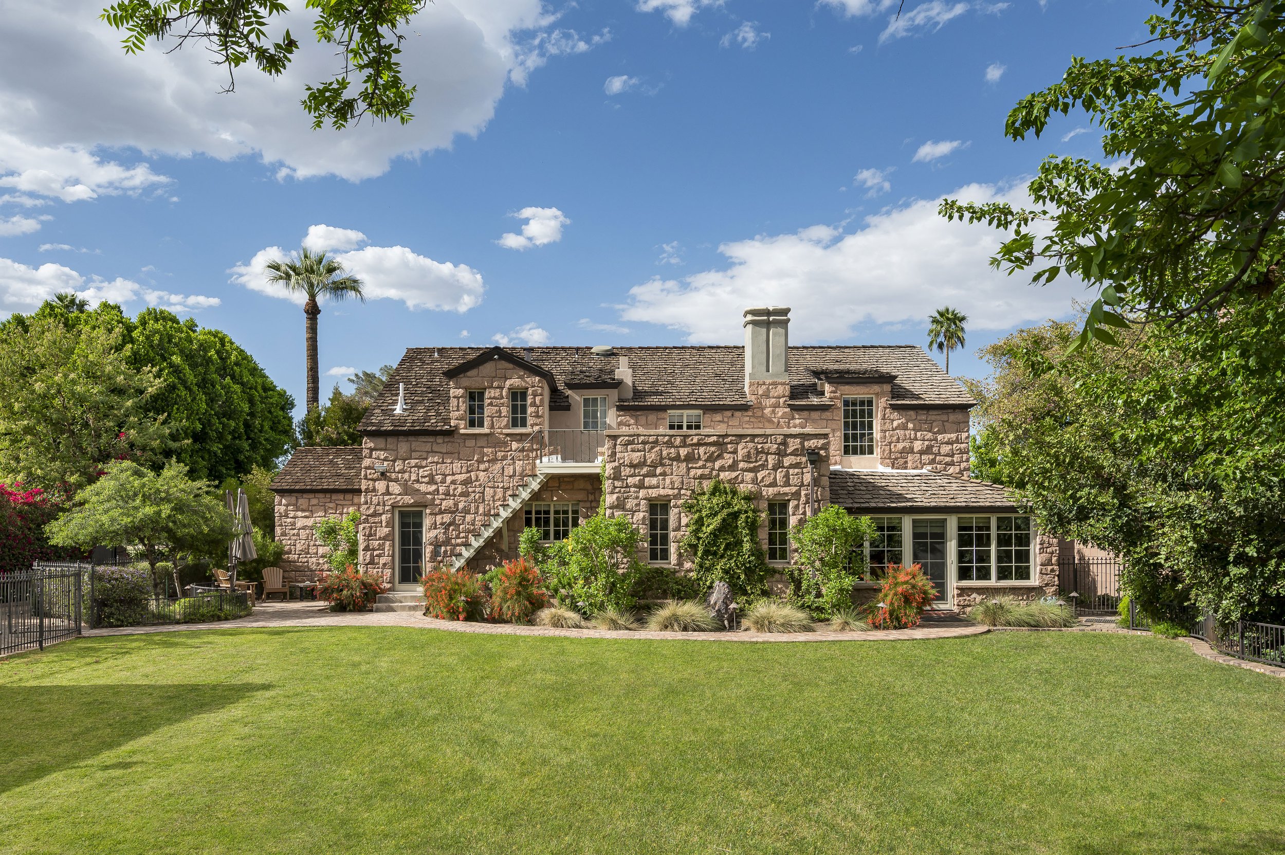 1015 W Encanto Blvd-46.jpg