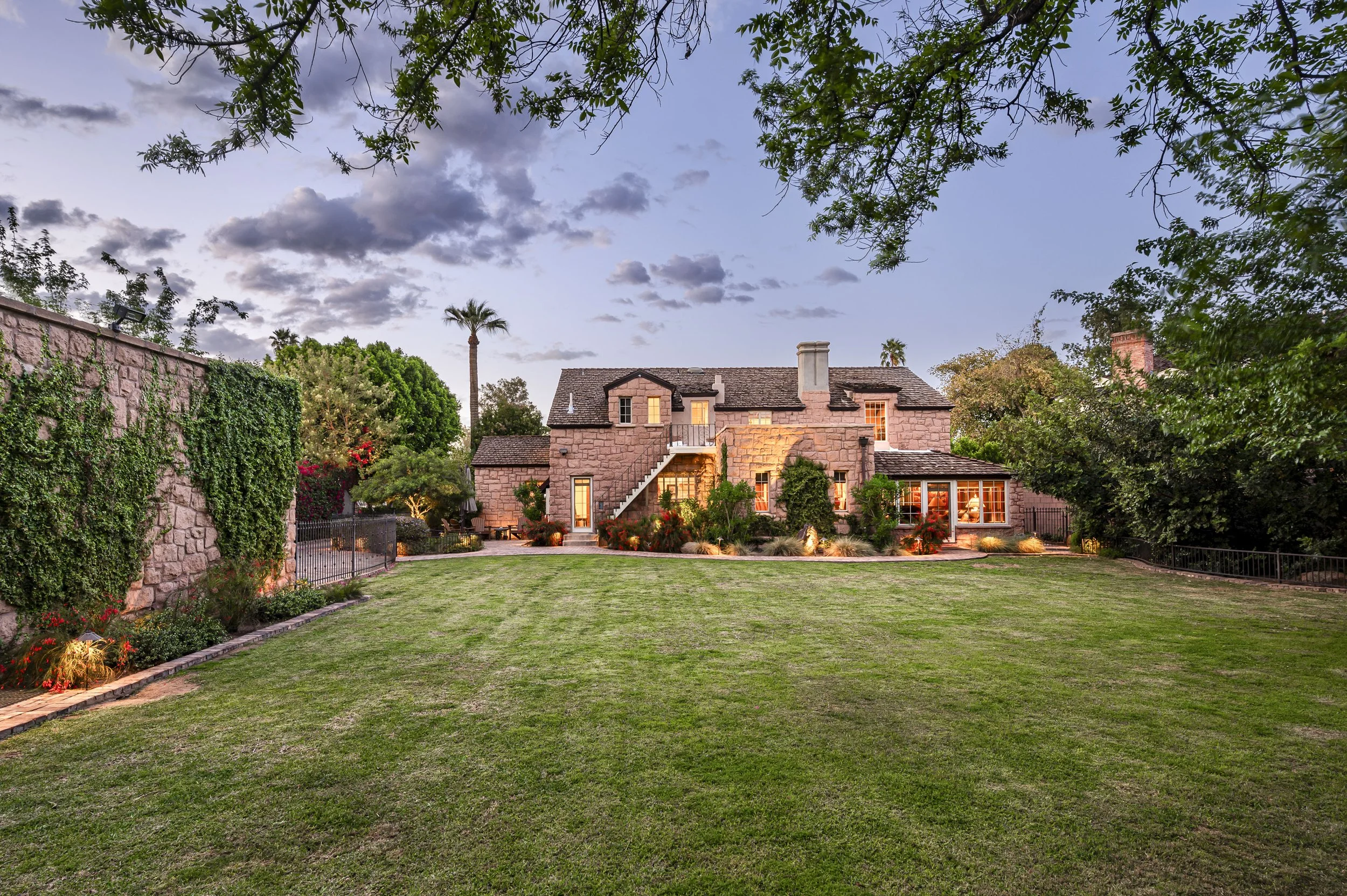 1015 W Encanto Blvd-37.jpg