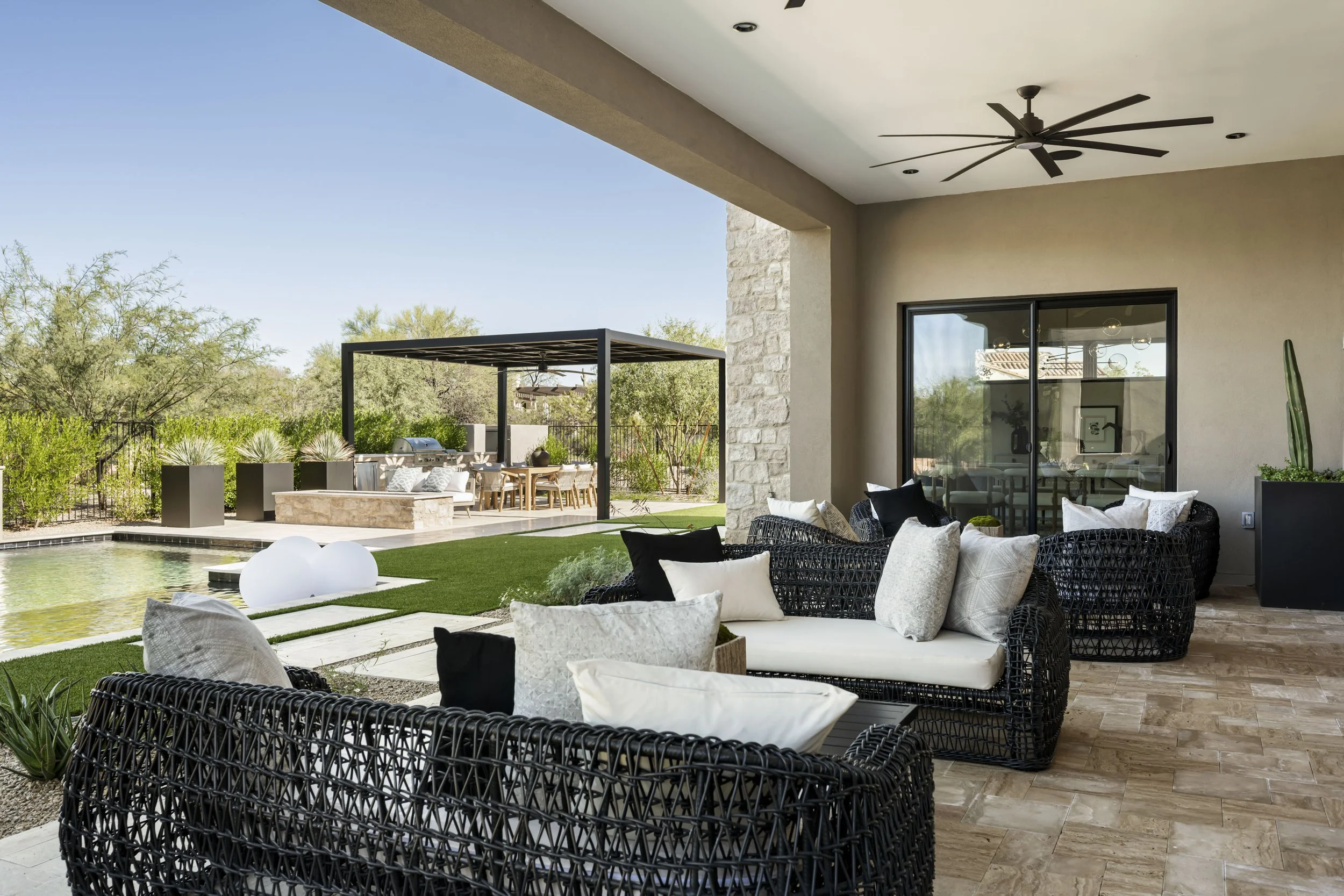 8386 E Leaning Rock Staged-40.jpg