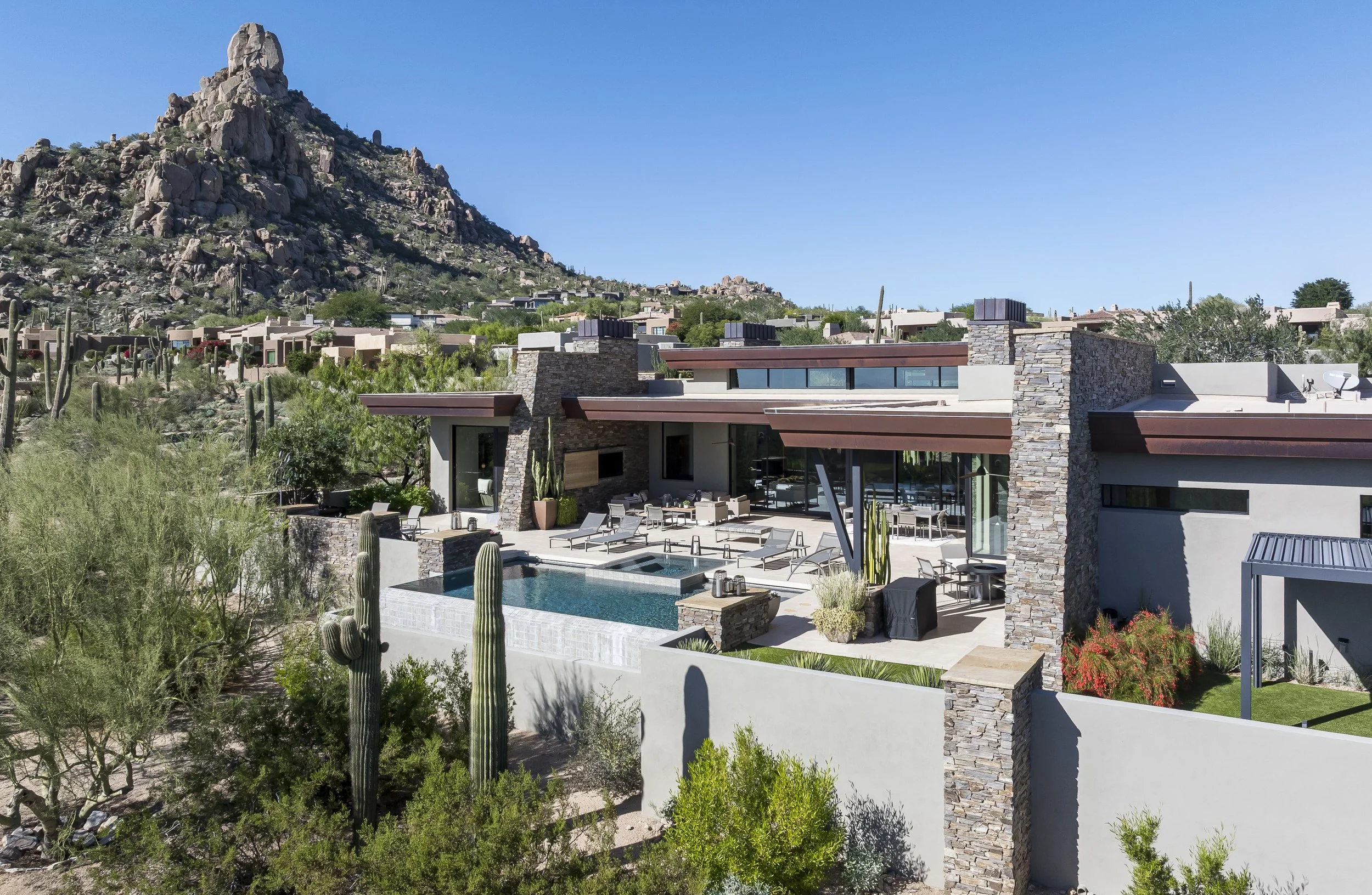 10040EHappyValleyRd  Unit915-96.jpg