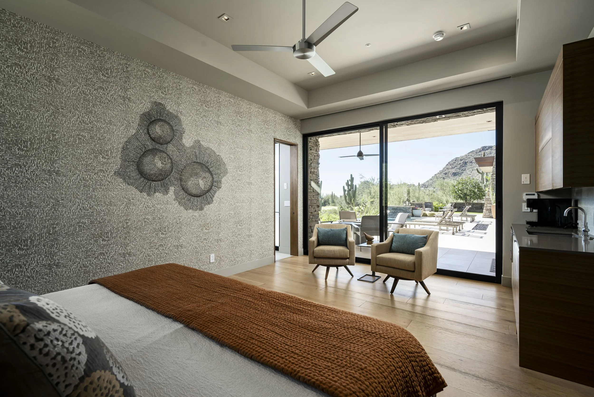 10040EHappyValleyRd  Unit915-44.jpg