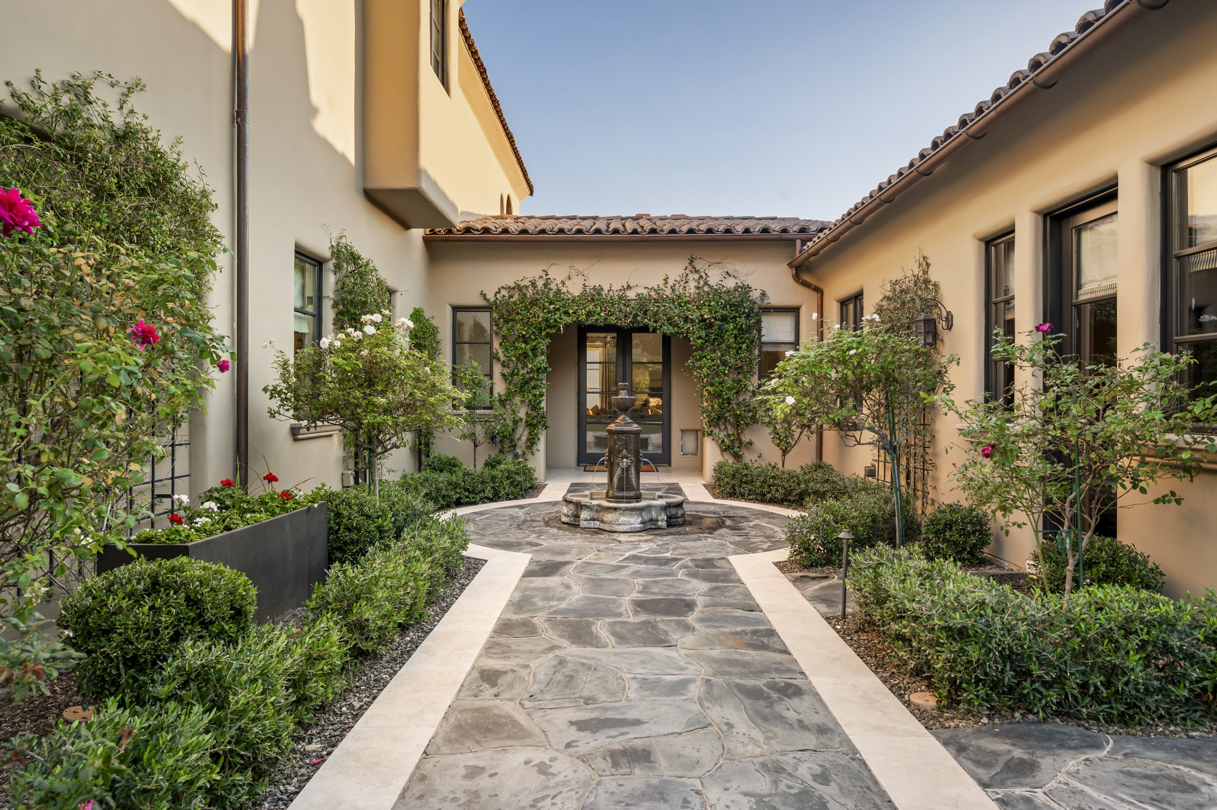 20010 N 103rd St-73.jpg