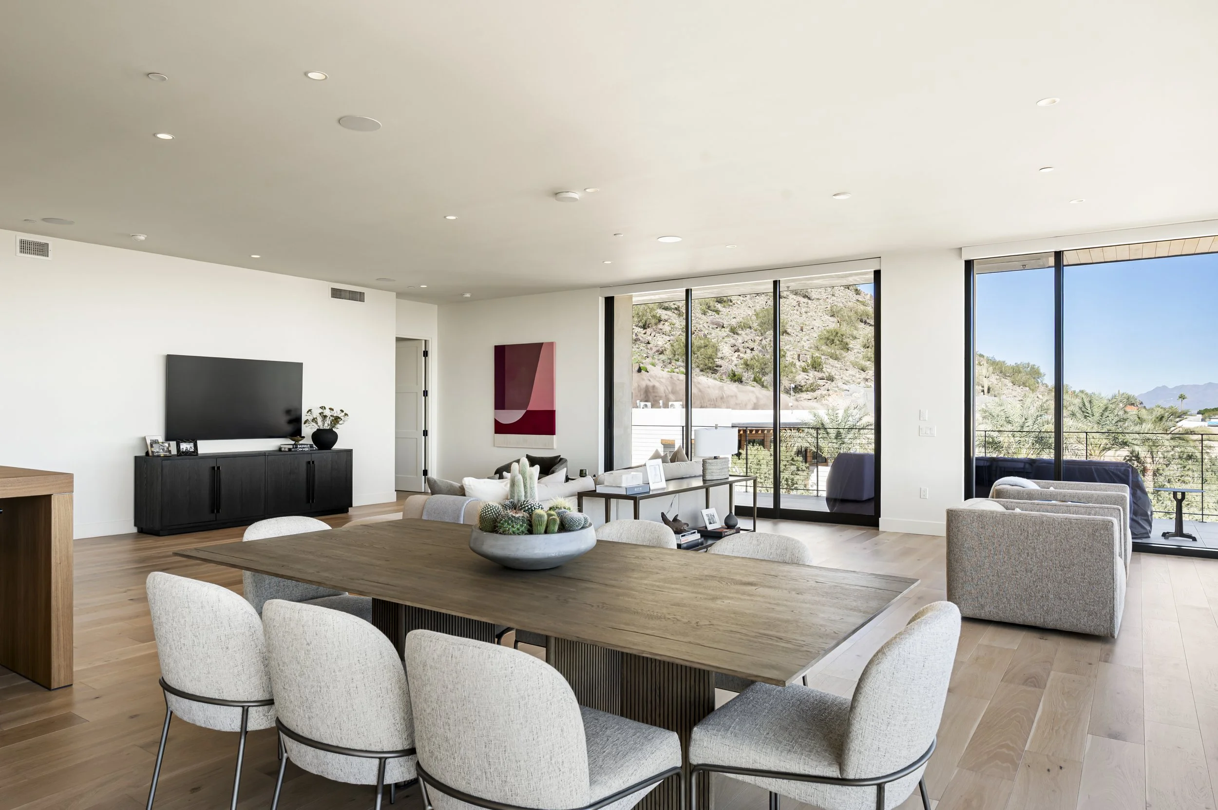 5000 N Camelback Ridge Rd #4-14.jpg