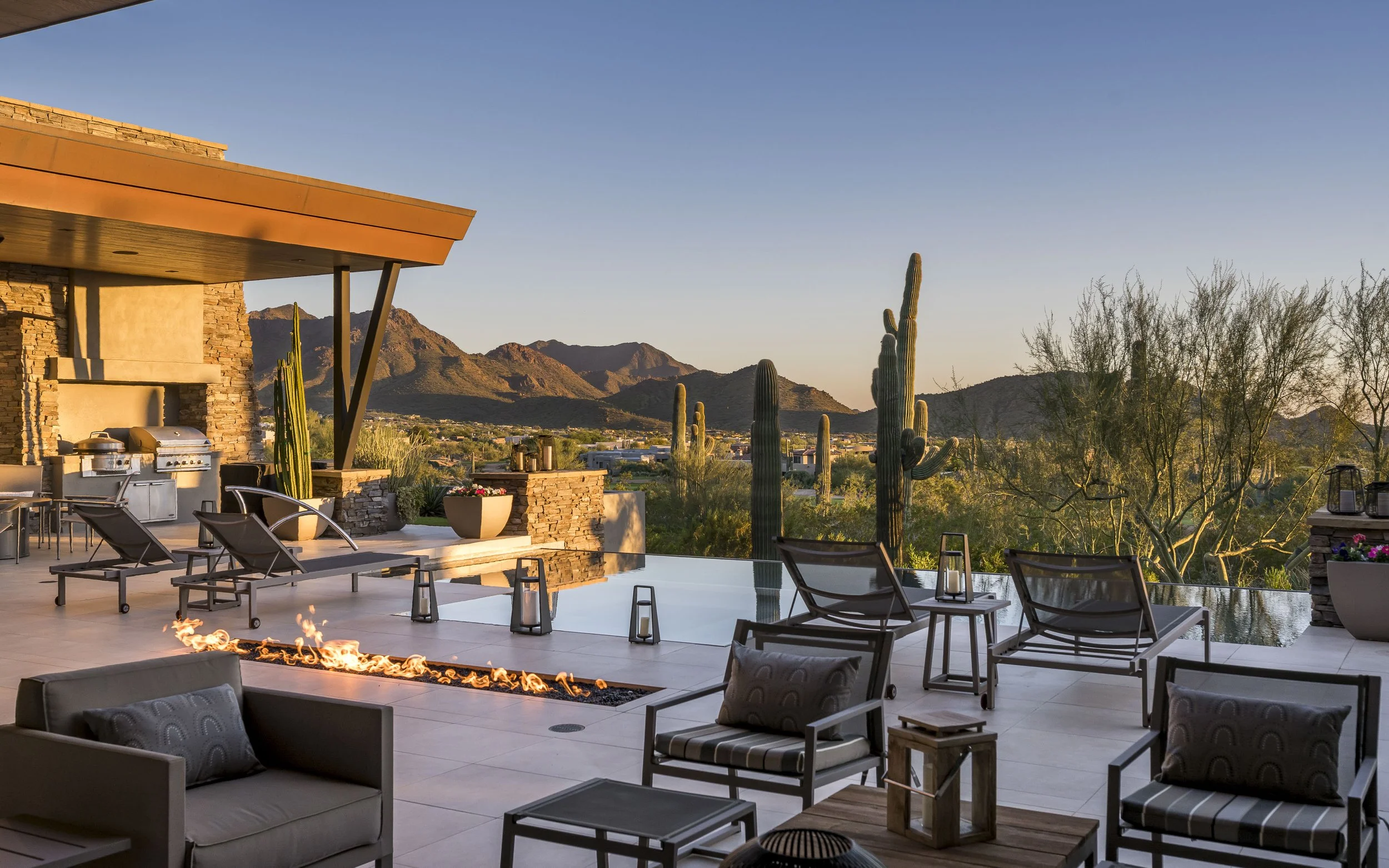 10040EHappyValleyRd  Unit915-7.jpg