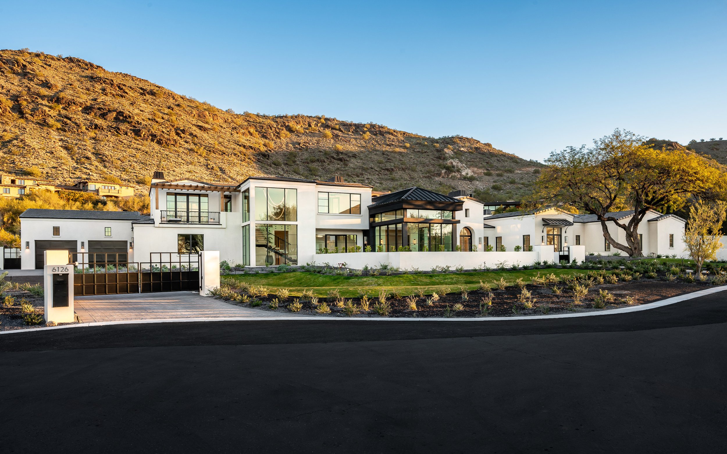 6126 E Joshua Tree Ln-89.jpg