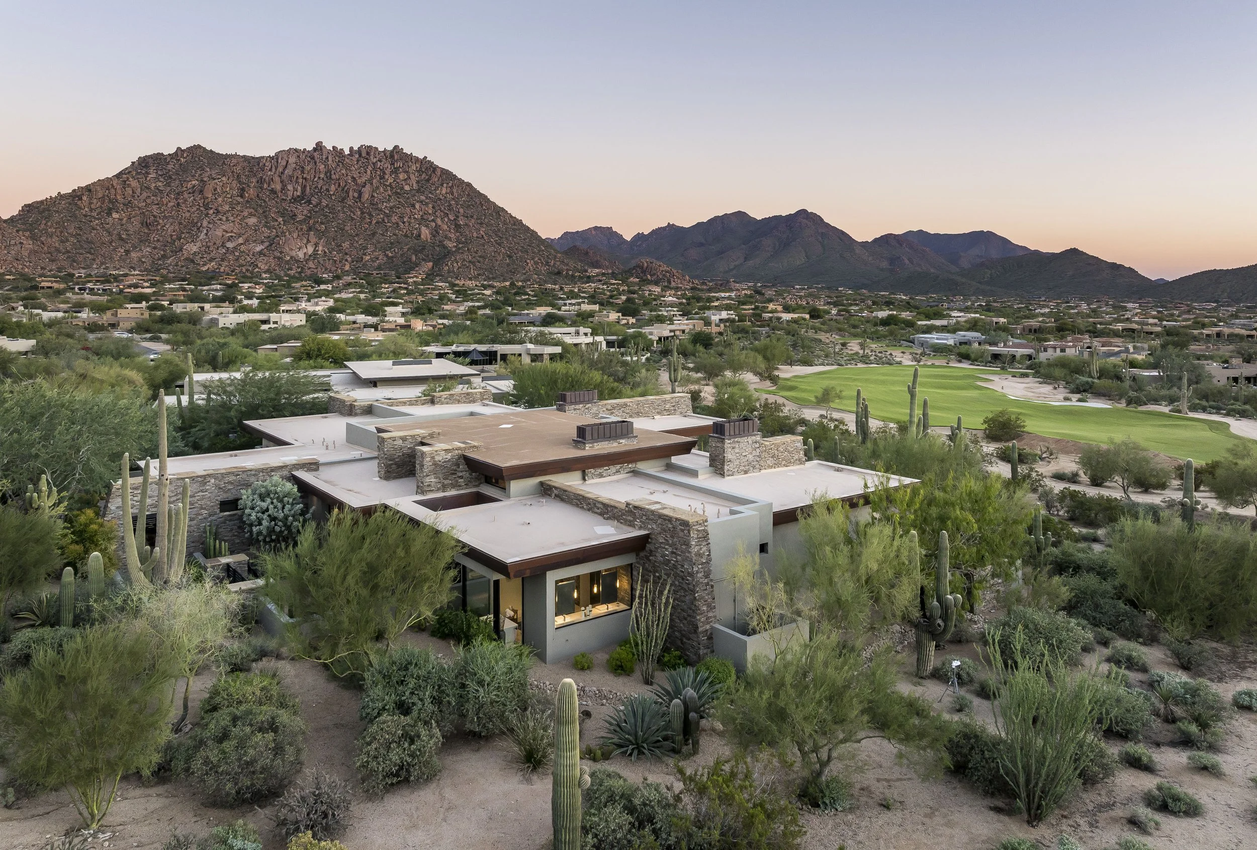 10040EHappyValleyRd  Unit915-4.jpg