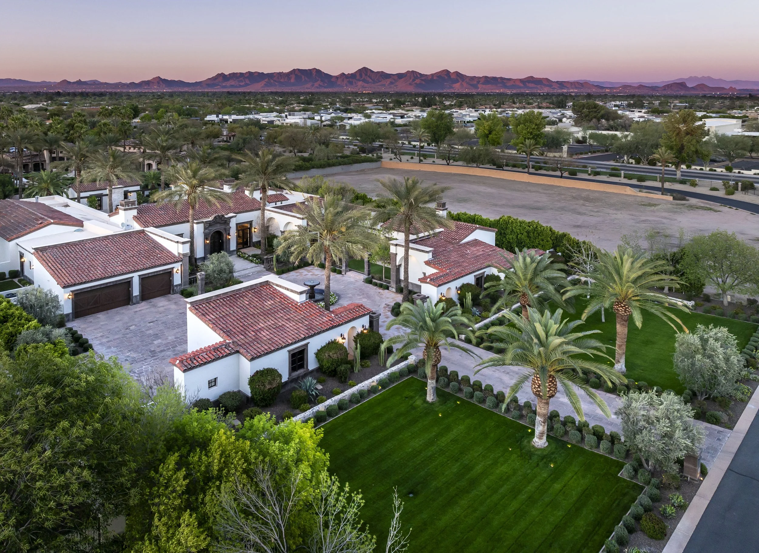 6684 E Cactus Wren Rd -8.jpg