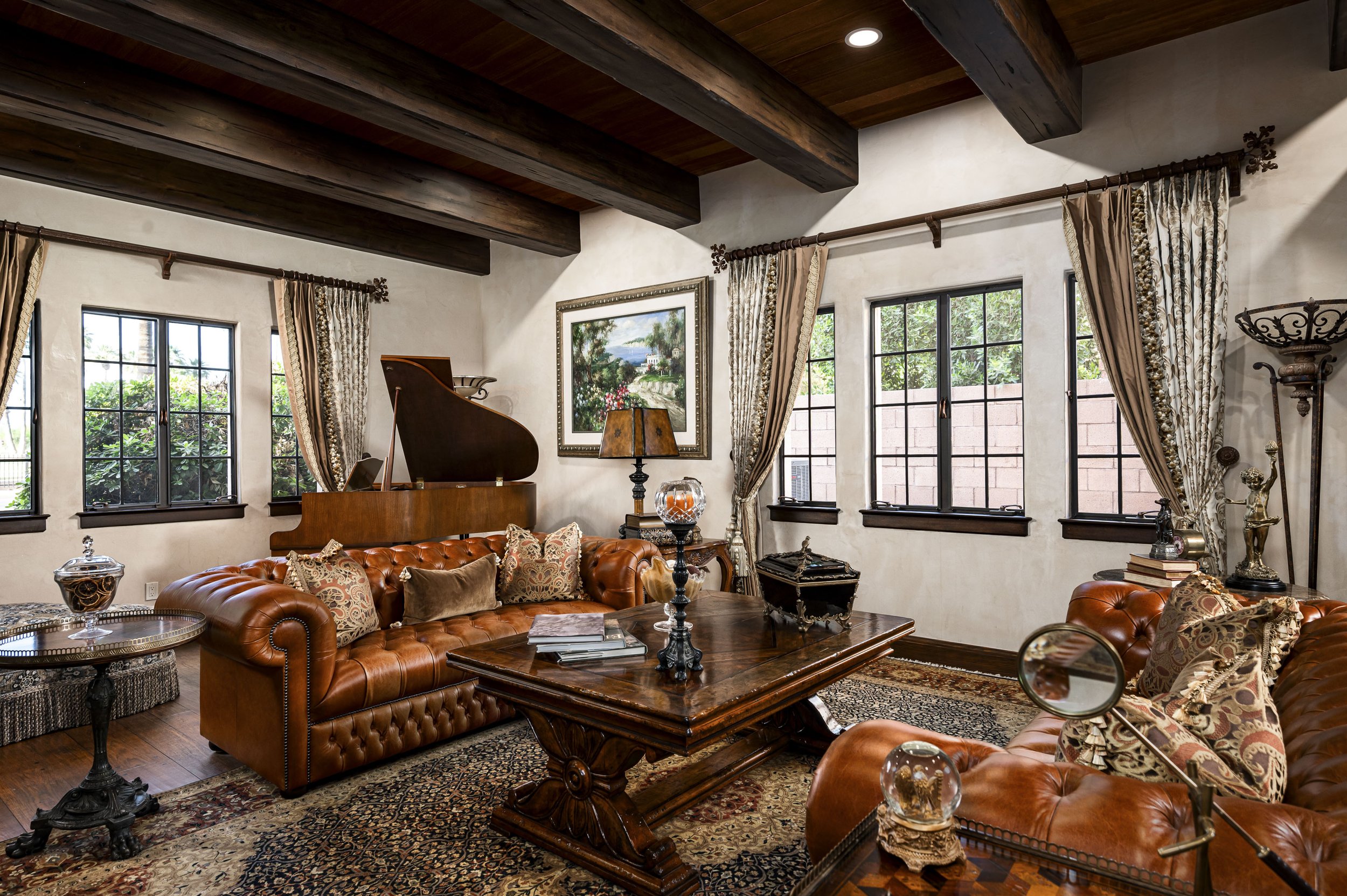 1015 W Encanto Blvd-10.jpg