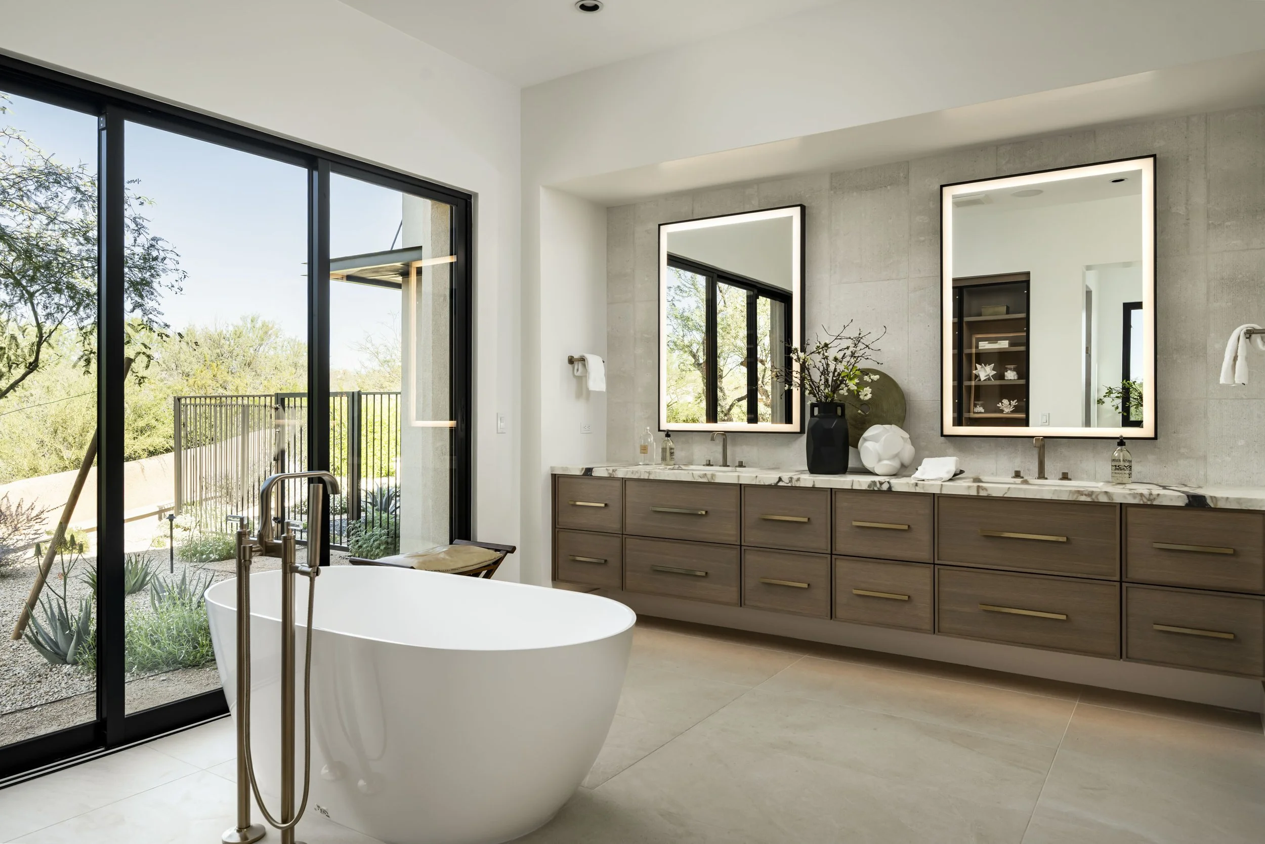 8386 E Leaning Rock Staged-22.jpg