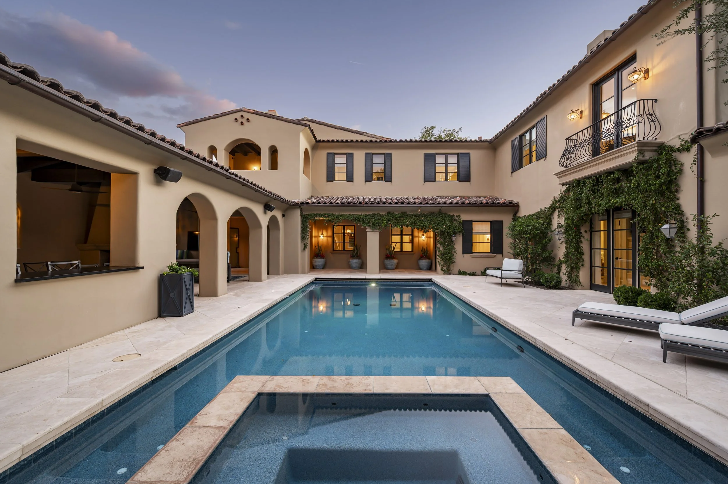 20010 N 103rd St-2.jpg