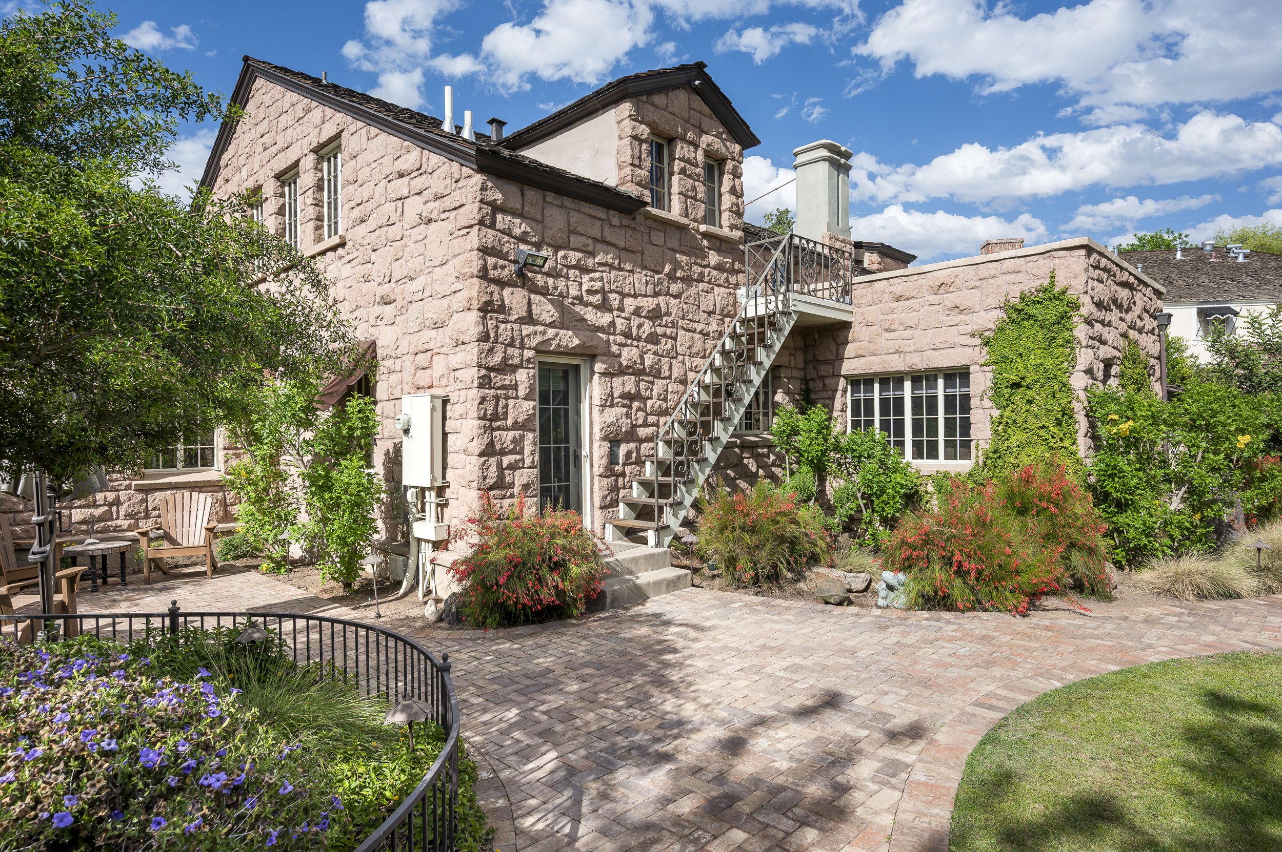 1015 W Encanto Blvd-50.jpg