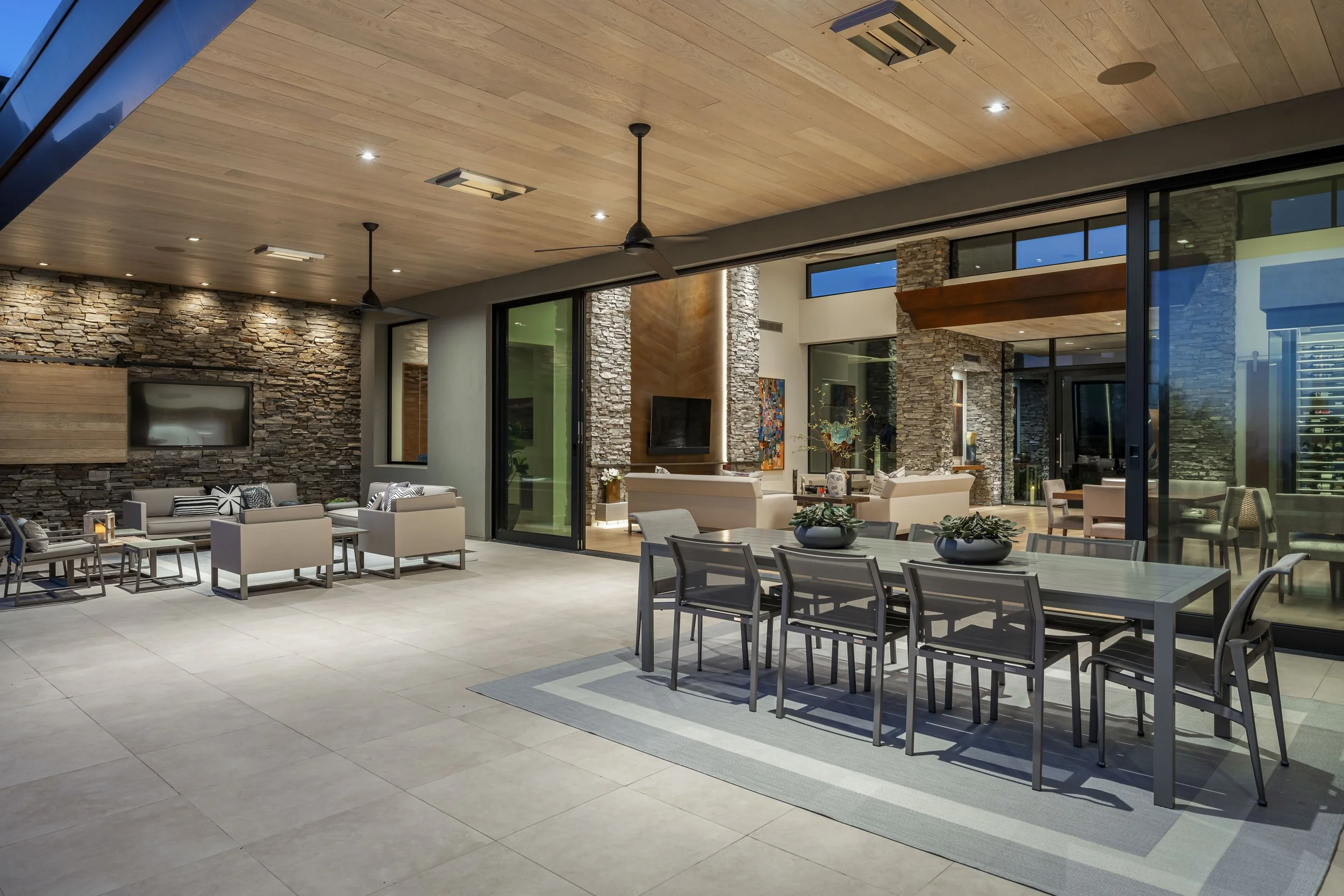 10040EHappyValleyRd  Unit915-62.jpg