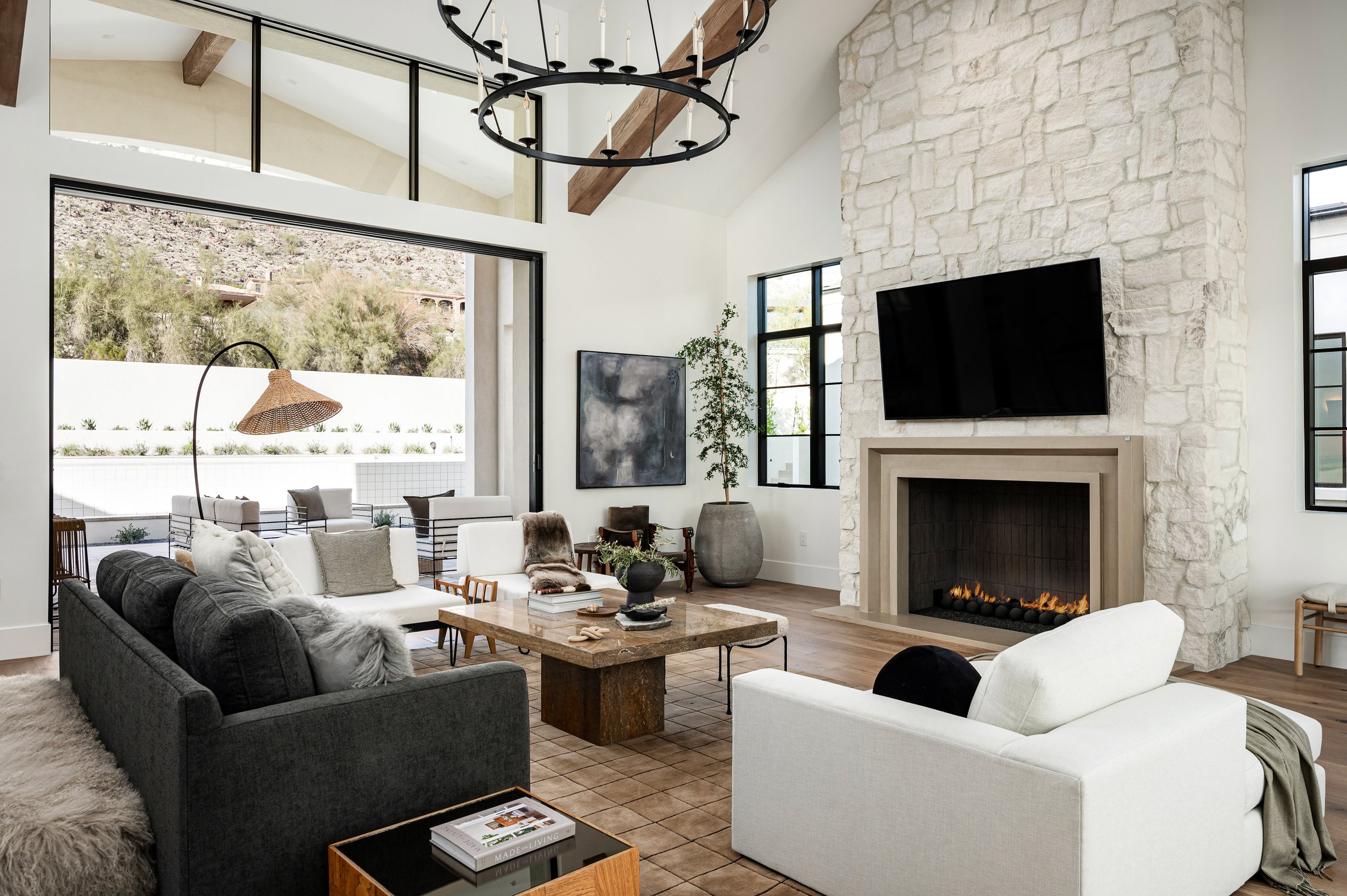 6126 E Joshua Tree Ln-13.jpg