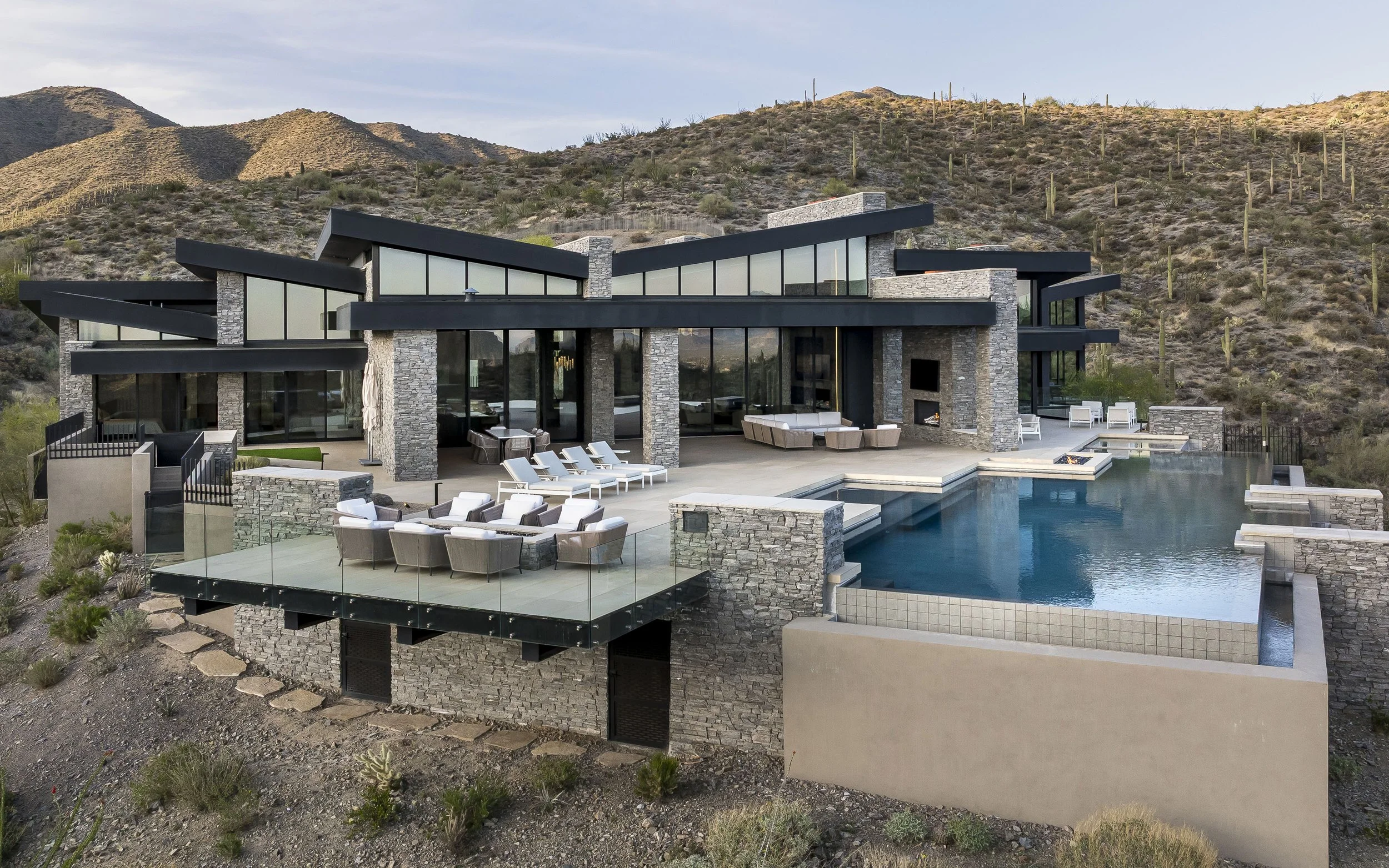 9643 E Cintarosa Pass DesMtn-2.jpg