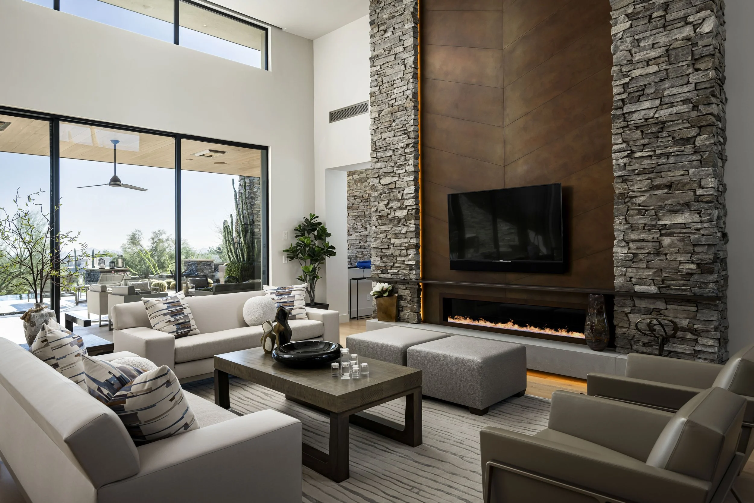 10040EHappyValleyRd  Unit915-17.jpg