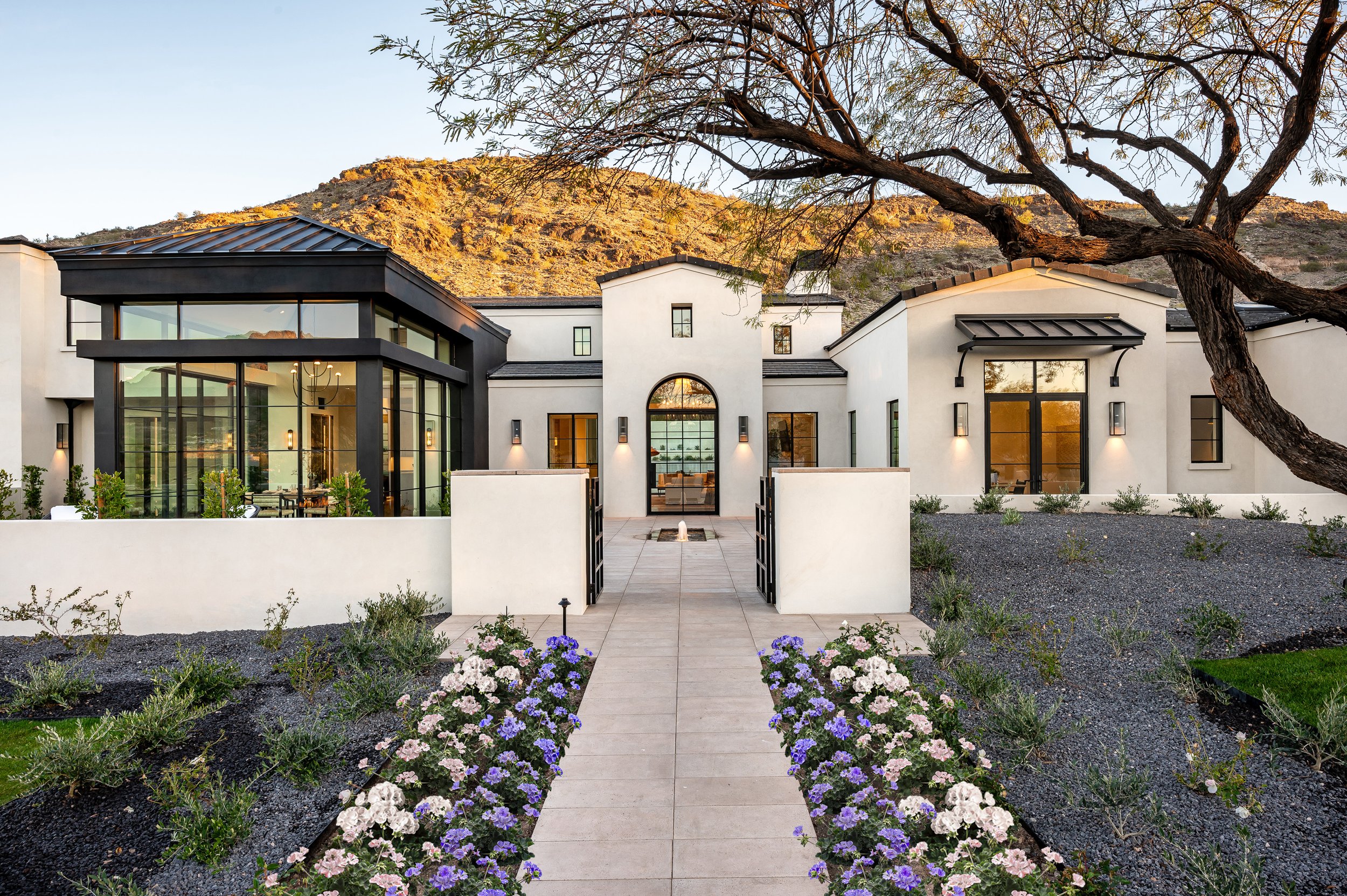 6126 E Joshua Tree Ln-86_1.jpg