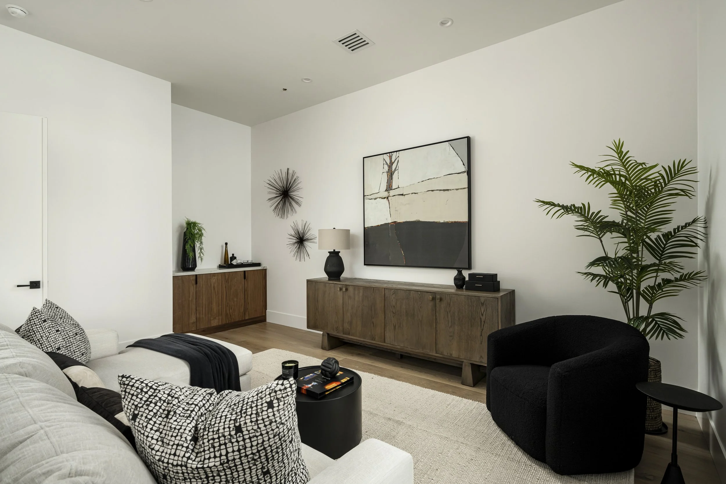 6748 E Berneil Ln-41.jpg