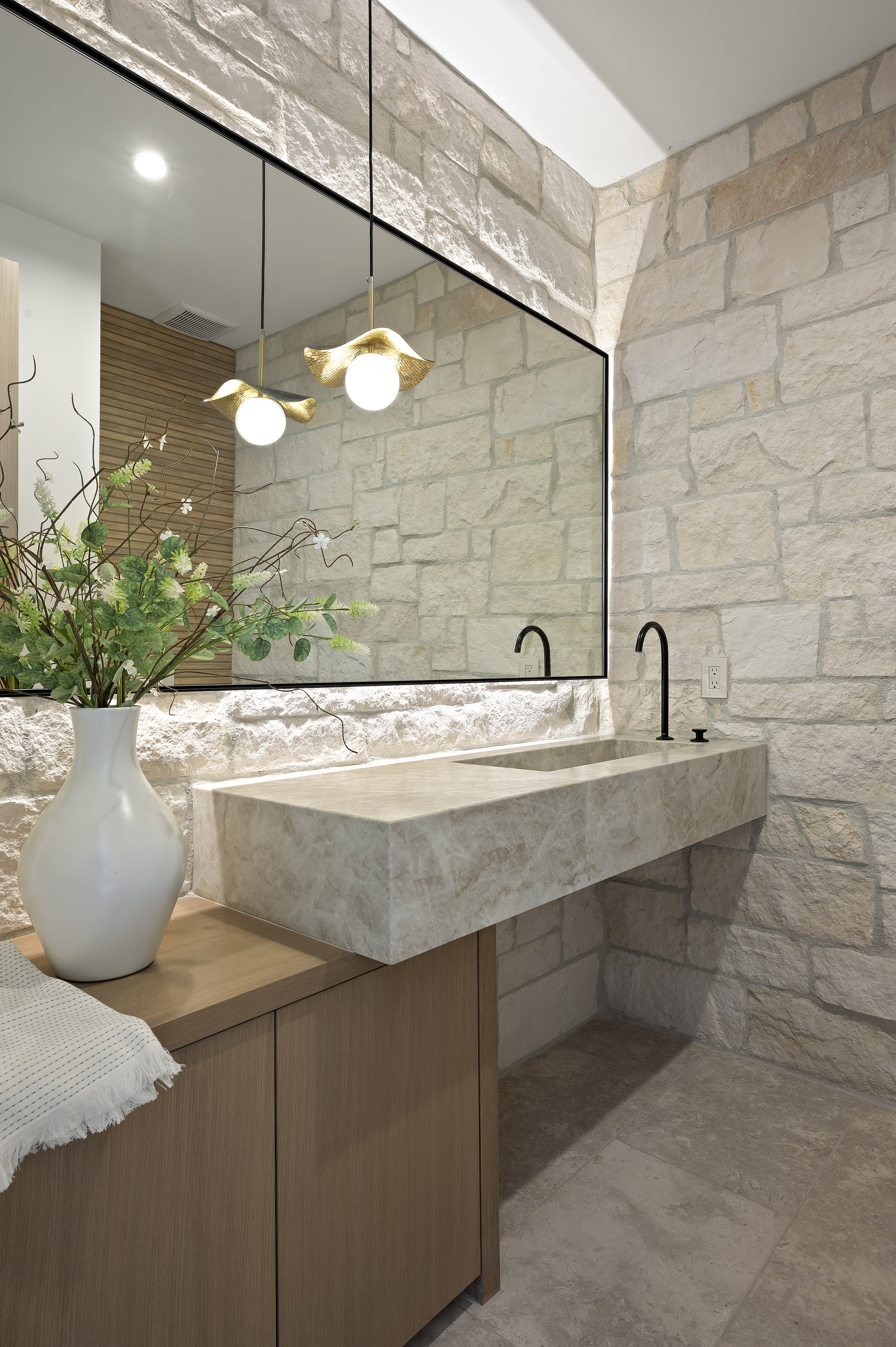 6901 E Bronco Dr  Paradise Valley-33.jpg