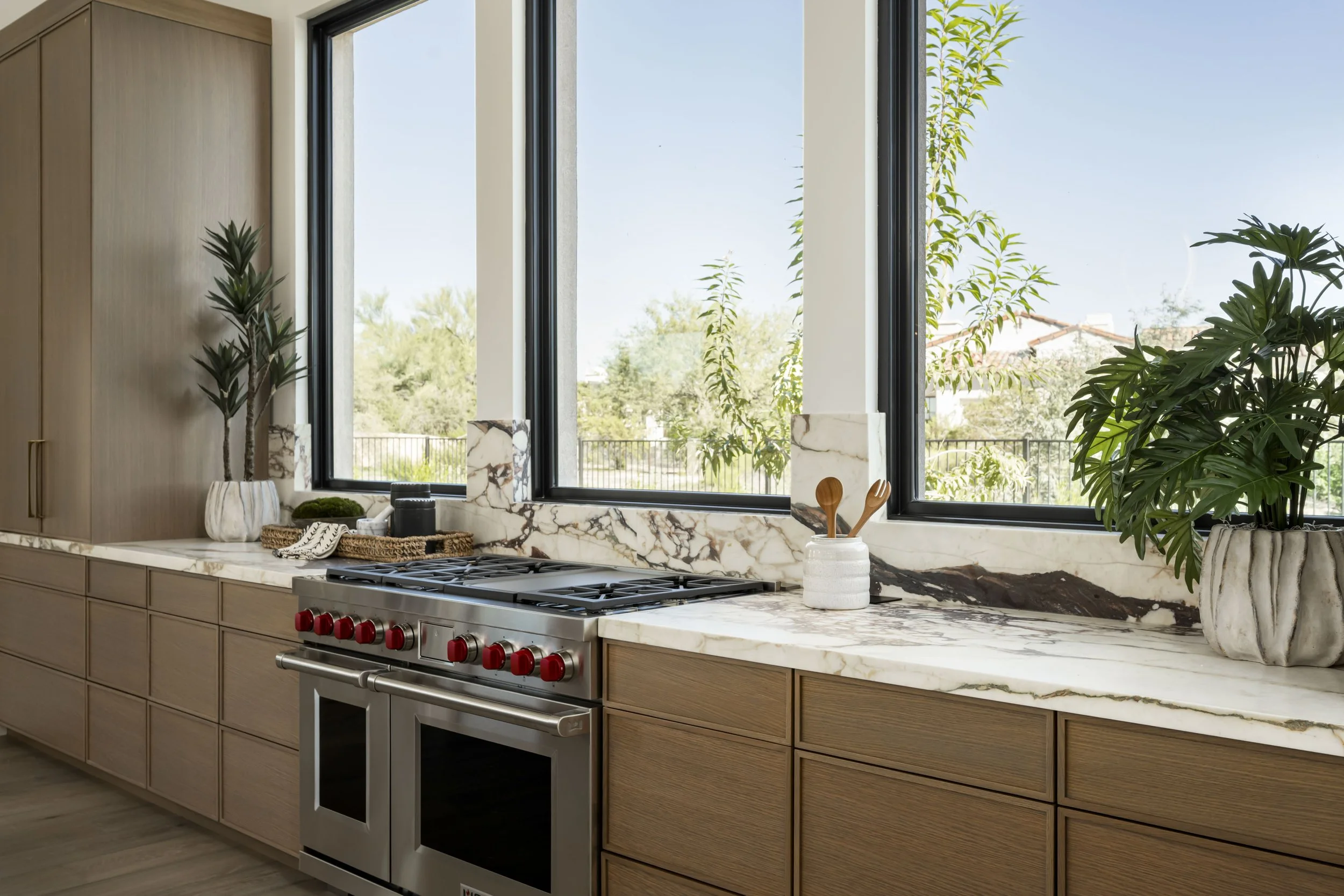 8386 E Leaning Rock Staged-9.jpg