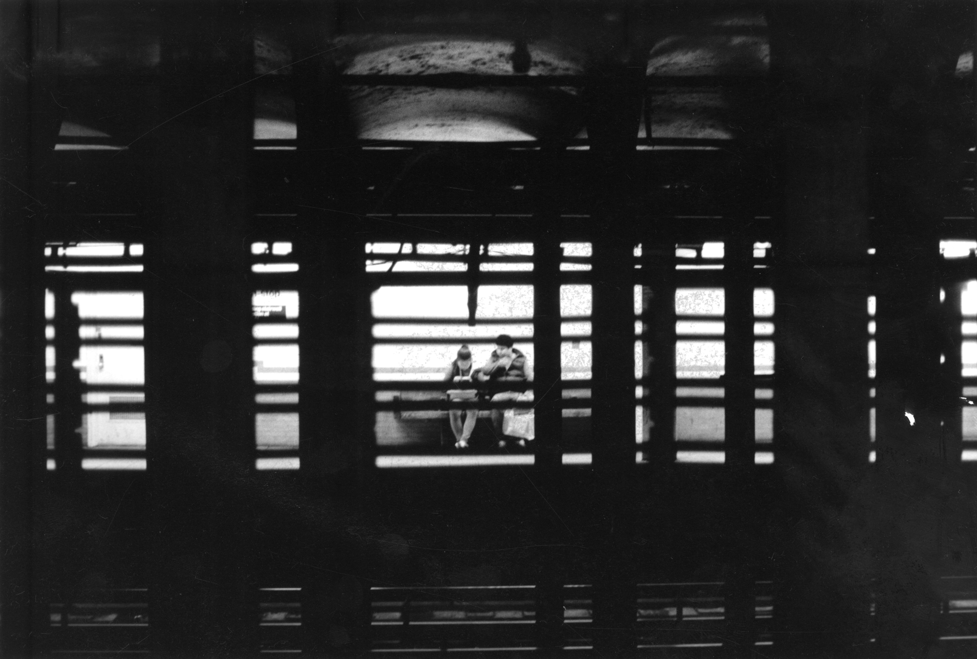 motherSonSubwayStation.png