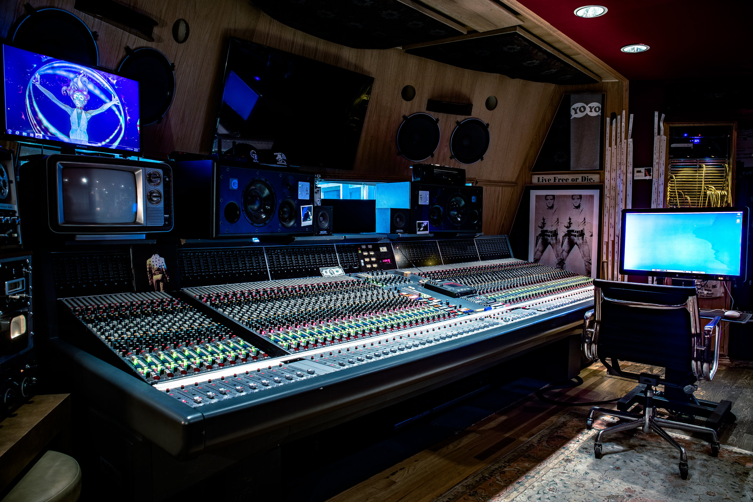 StudioC_control(Tom's).jpg
