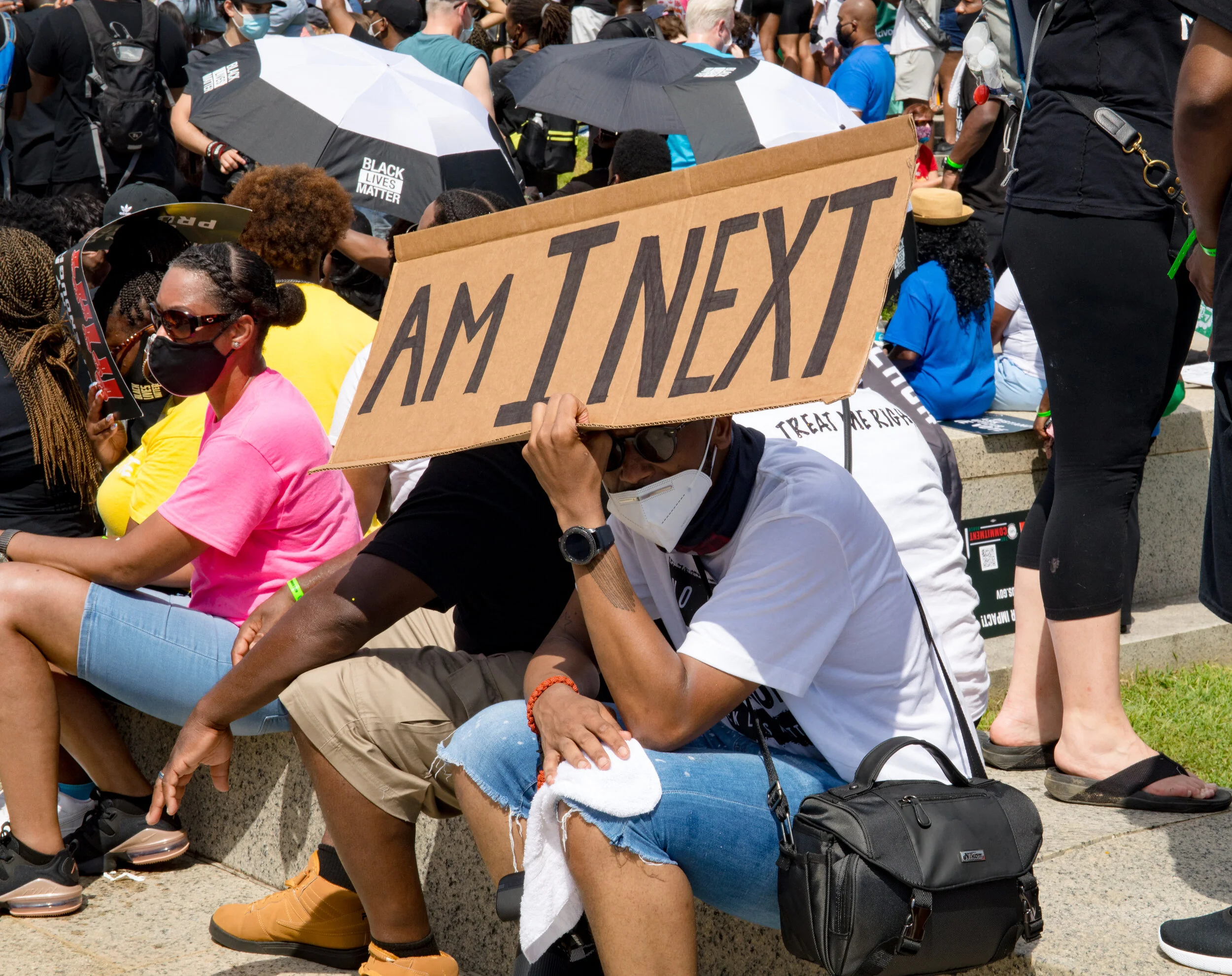 amINextSign.jpg