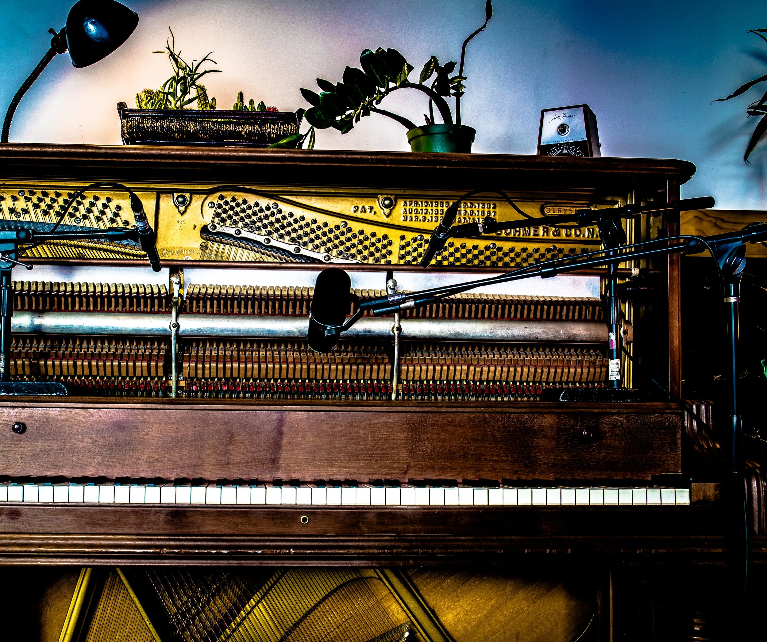 StudioD_live_piano.jpg