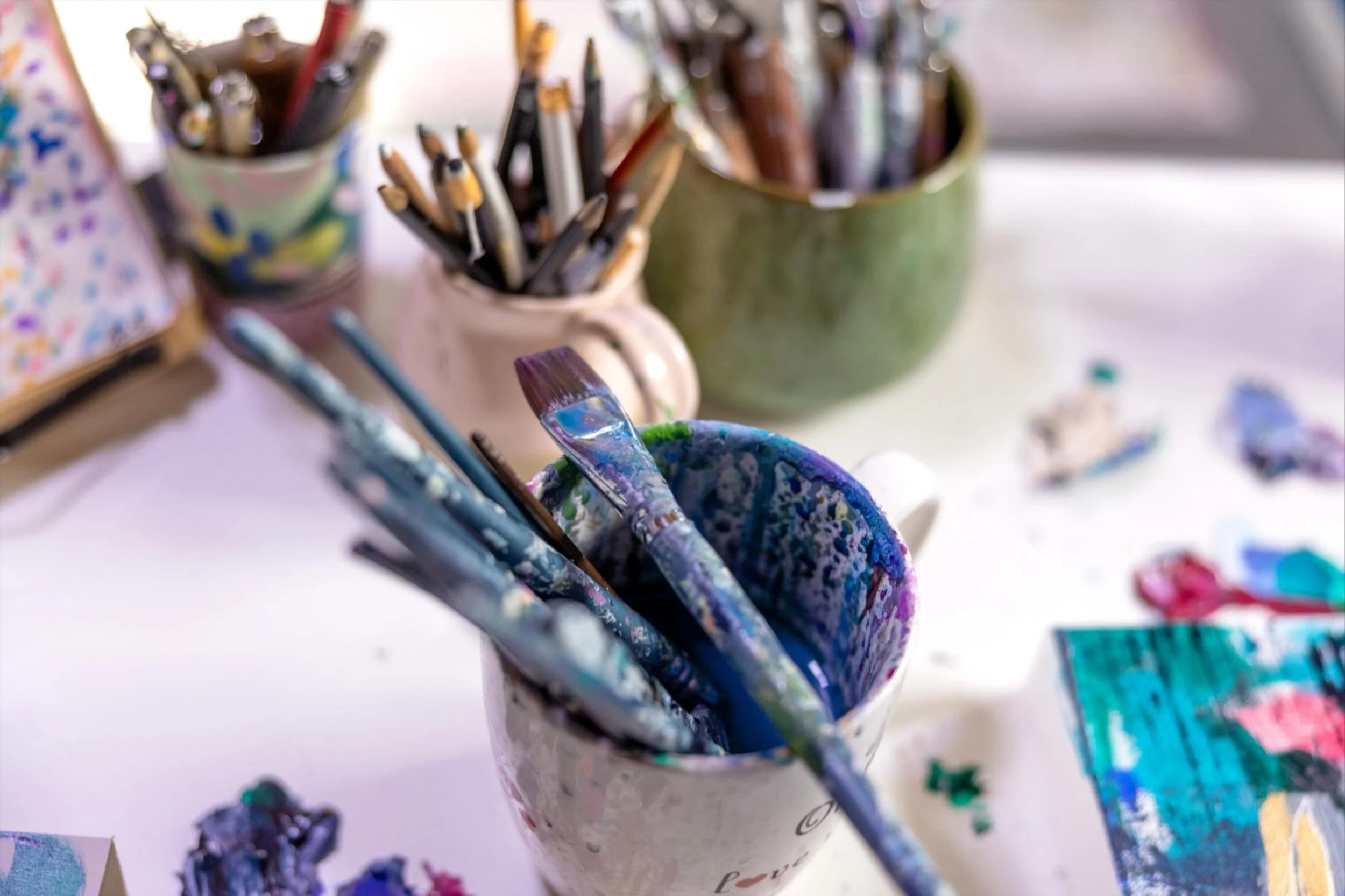 As we head toward the new year, I&rsquo;m finally able to share something I&rsquo;ve been holding close. 

I&rsquo;ve signed a contract to lease my own gallery and studio space outside my home! 🥳 A place to create, gather, collaborate and share my w