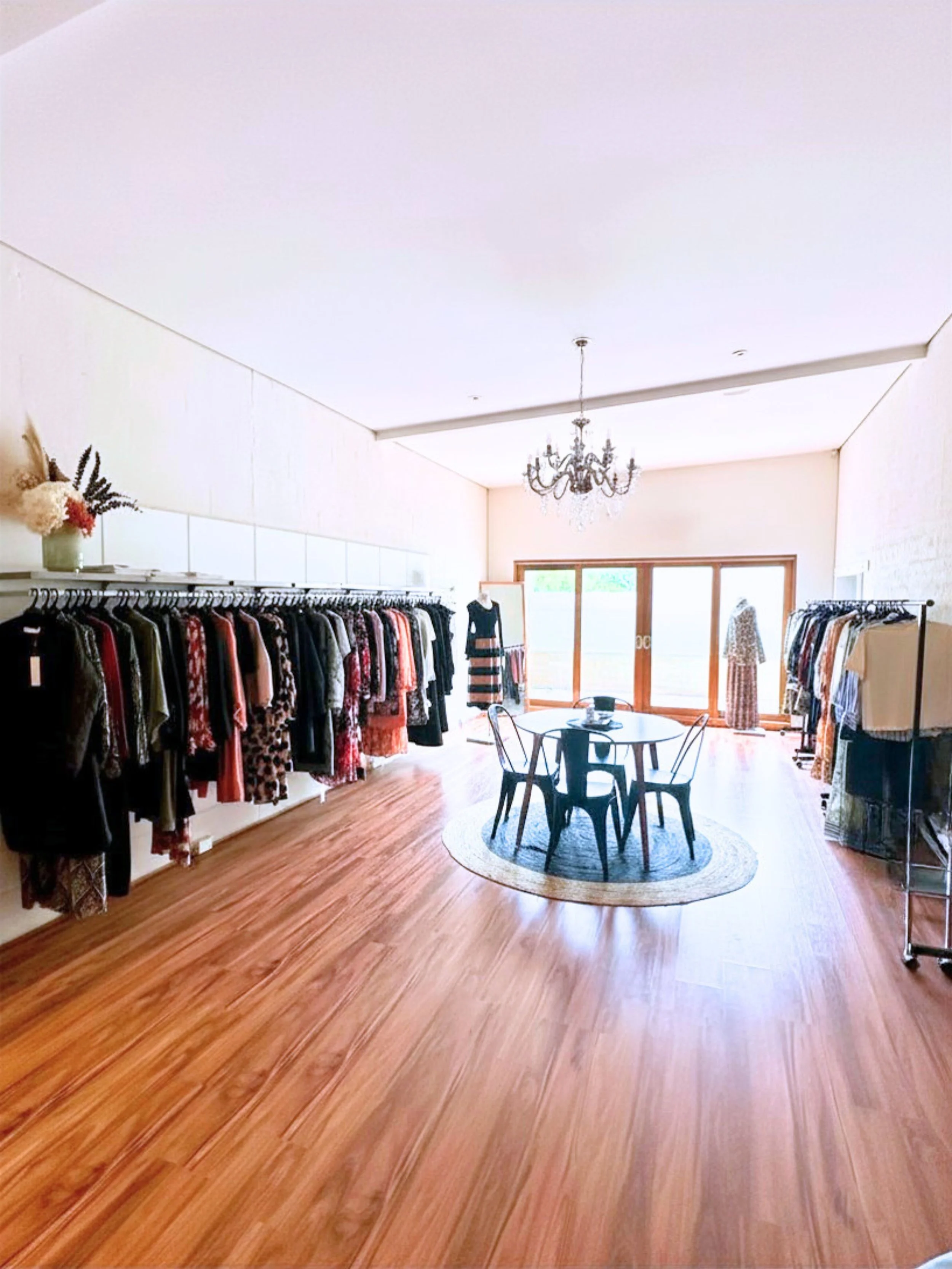 BOUTIQUE FASHION AGENCY