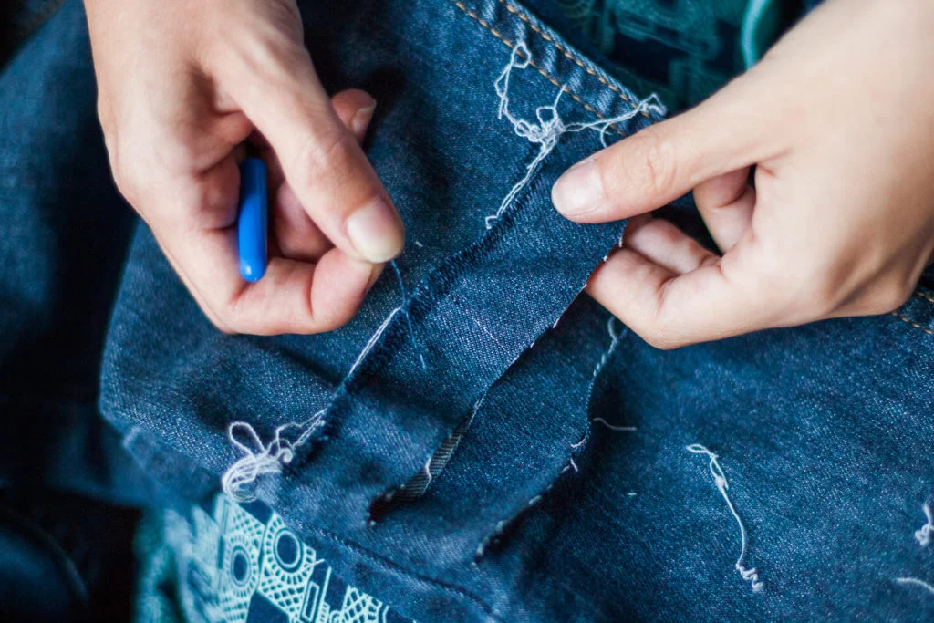 DIY Distressed Ripped Jeans Tutorial — Meghan Smolka